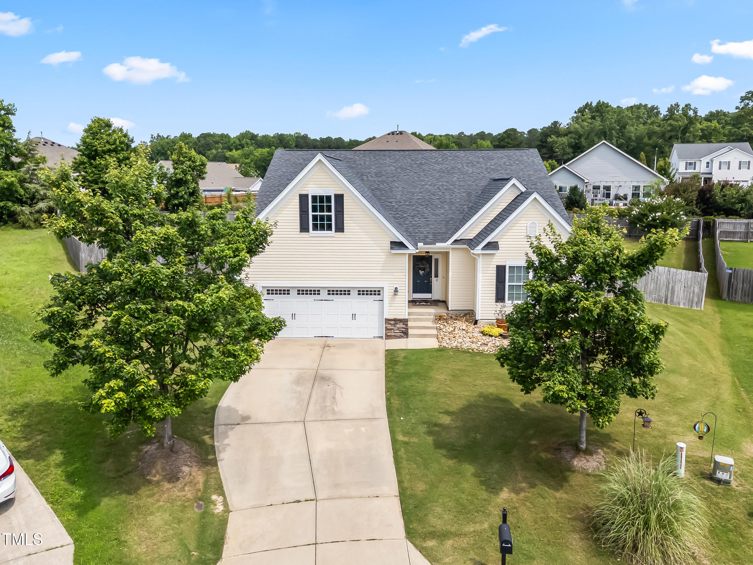1400 Manley Court