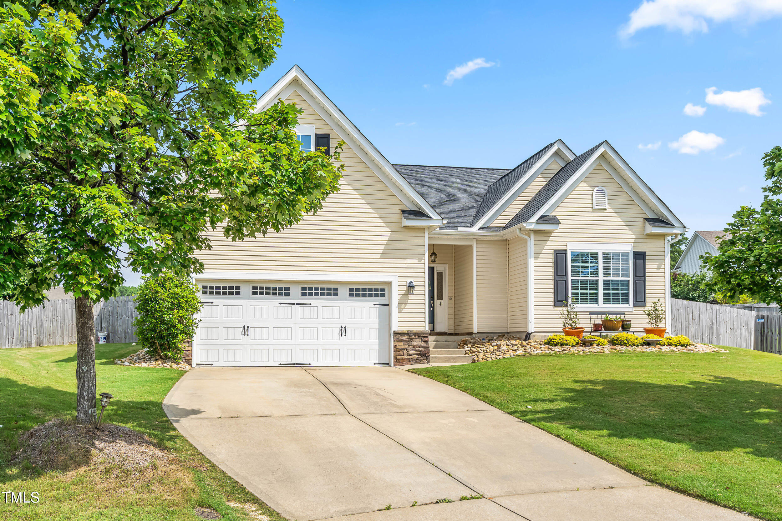 1400 Manley Court