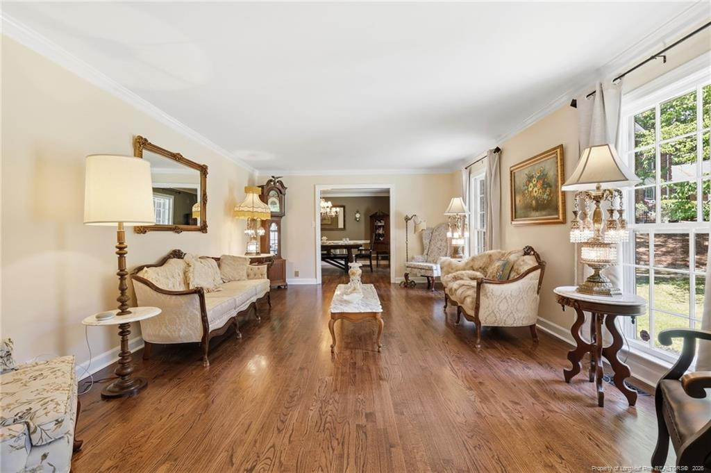 610 St. Georges Hill
