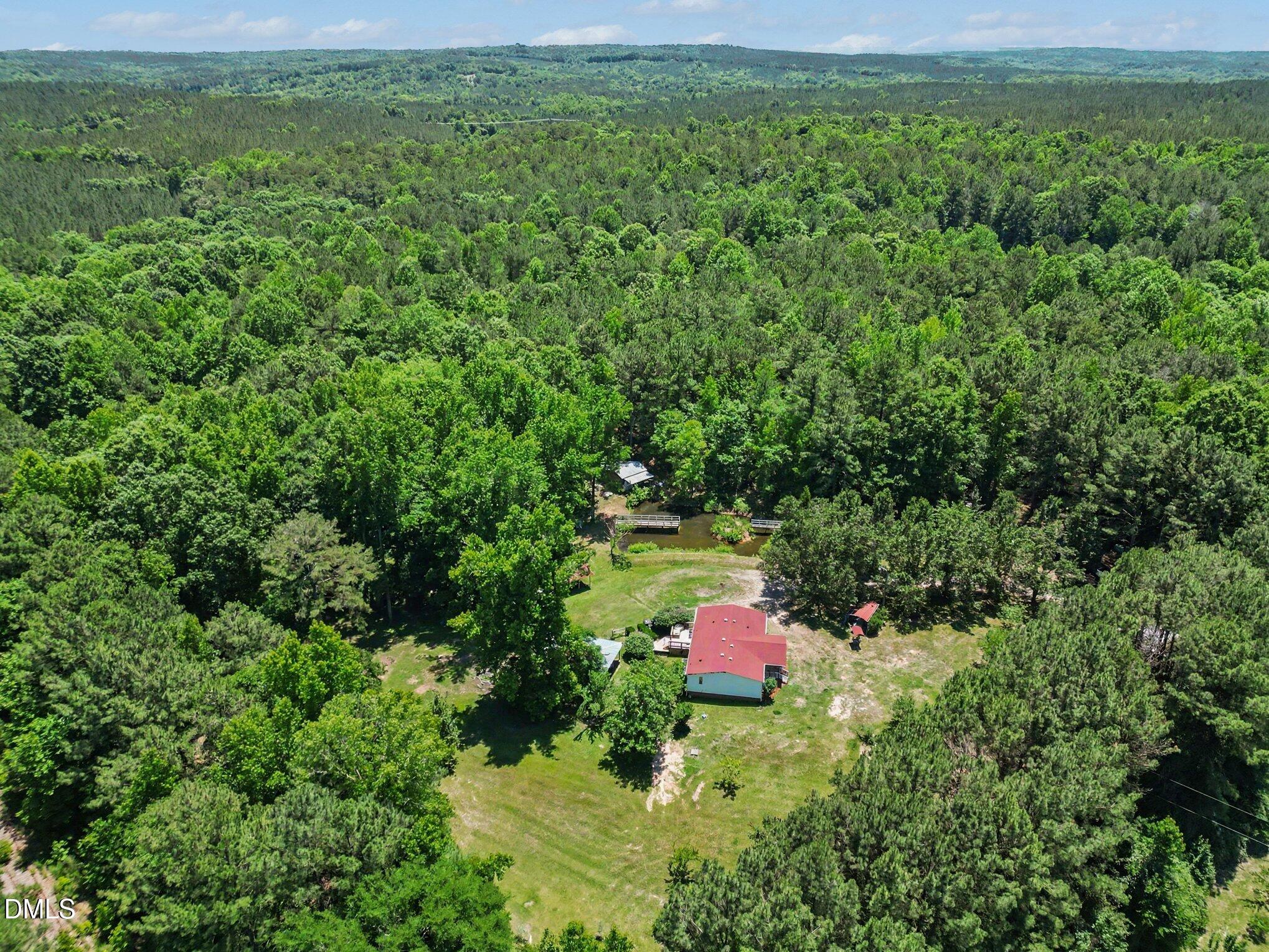 260 Ellis Road