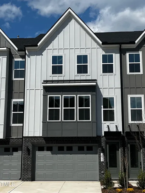 MLS: 10081047
