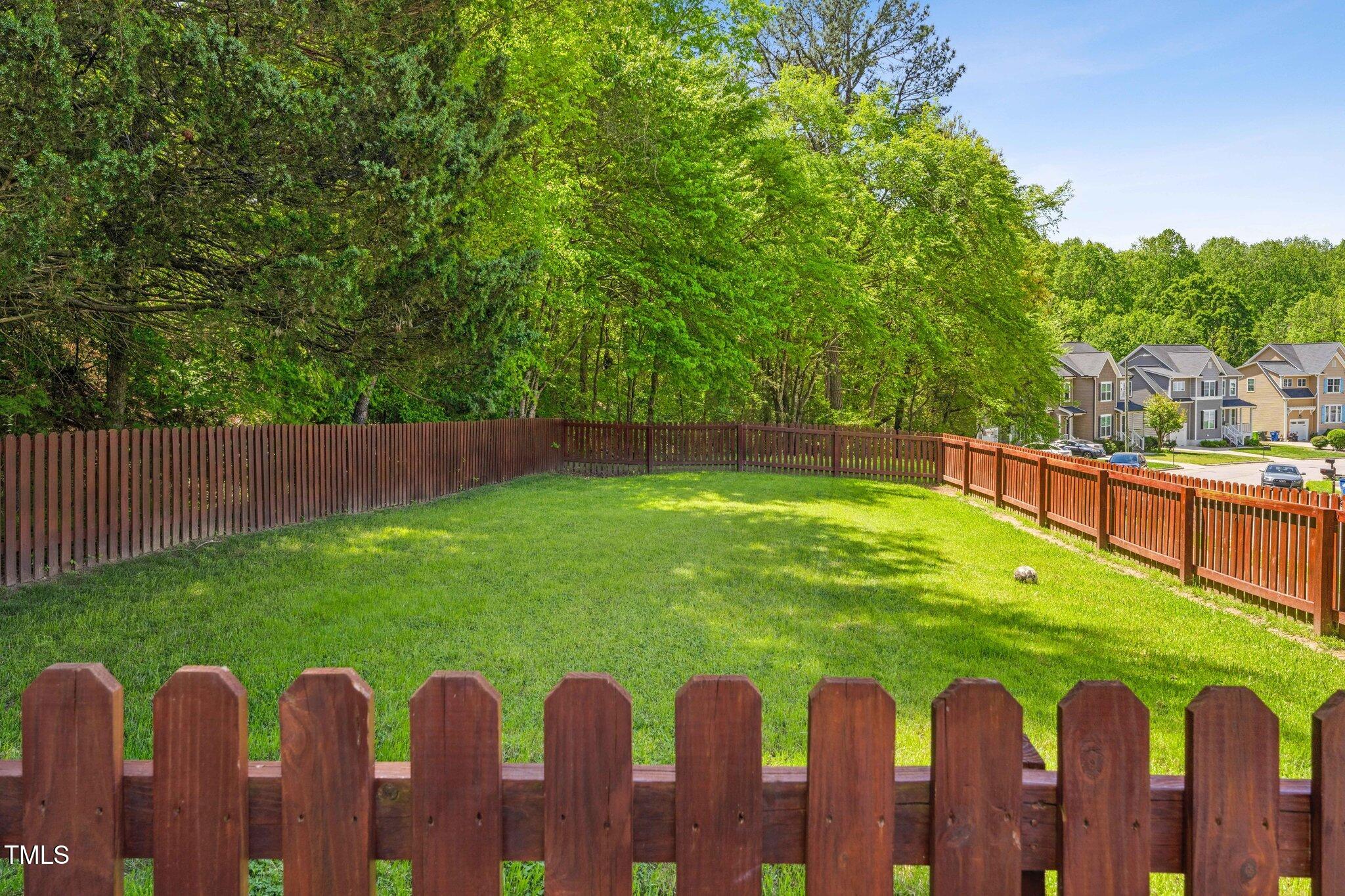 8401 Hobhouse Circle