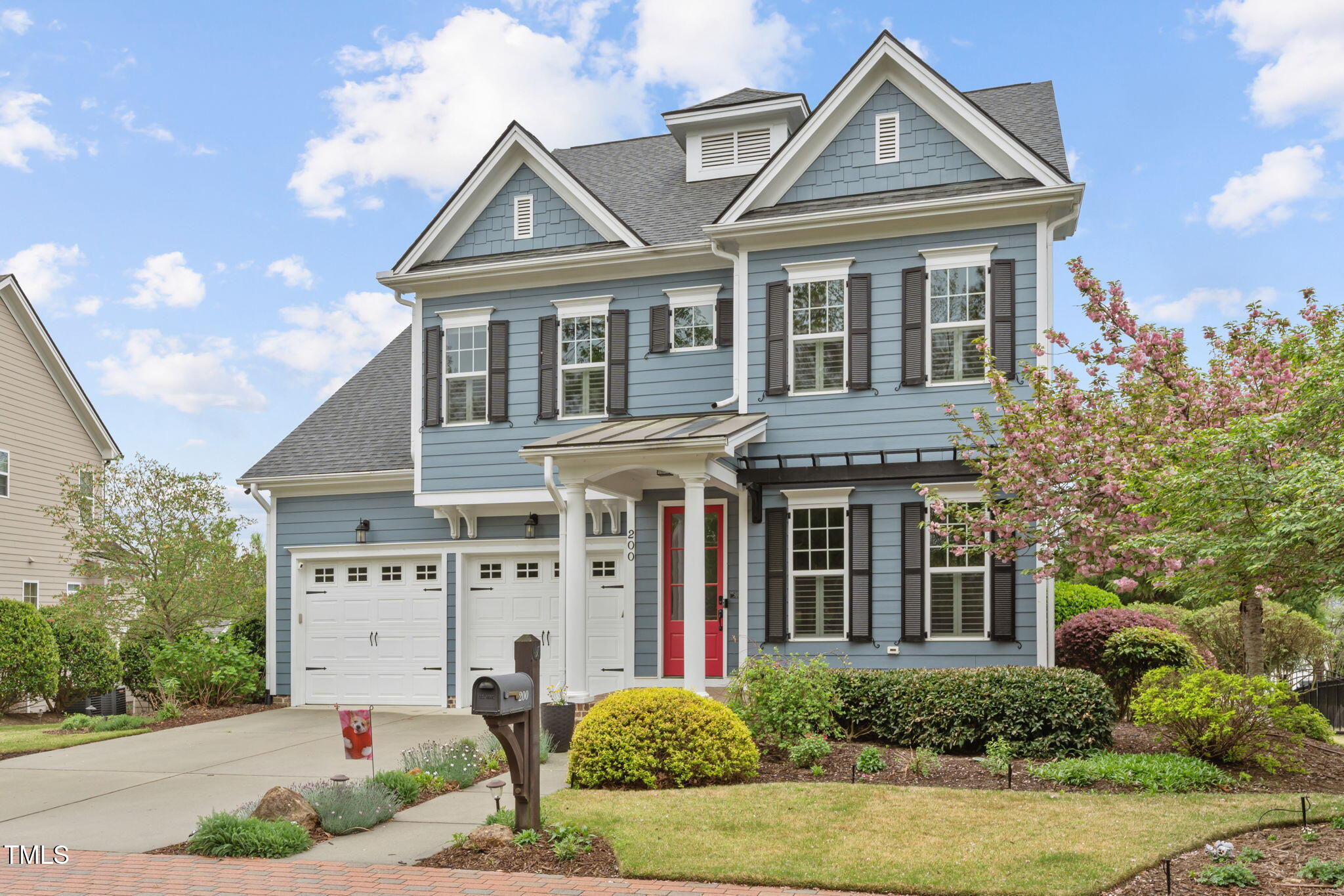 200 Windy Knoll Circle