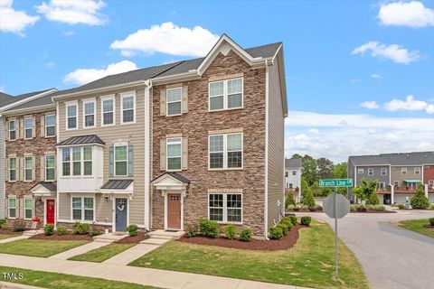 1073 Branch Line Lane Apex NC 27502