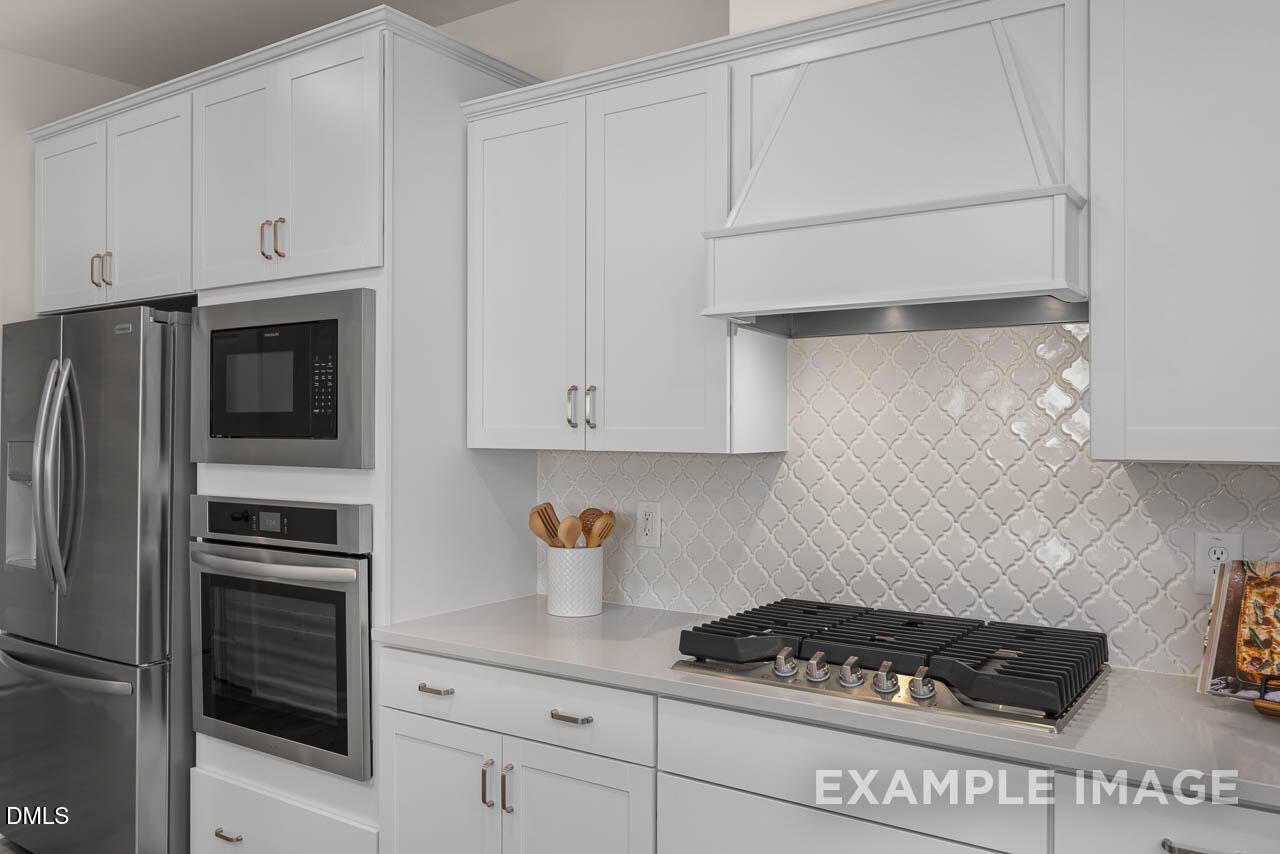 424 Golden Dragonfly Street