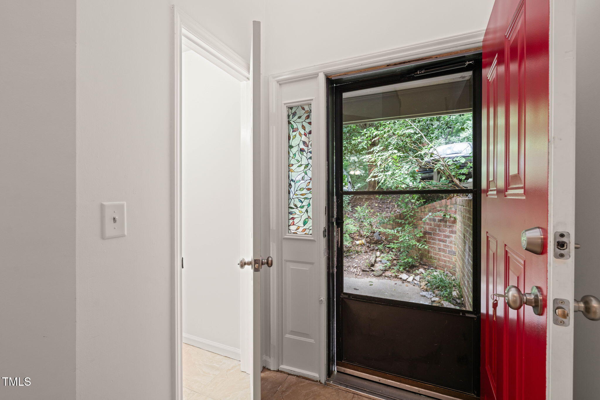 403 Broad Leaf Circle