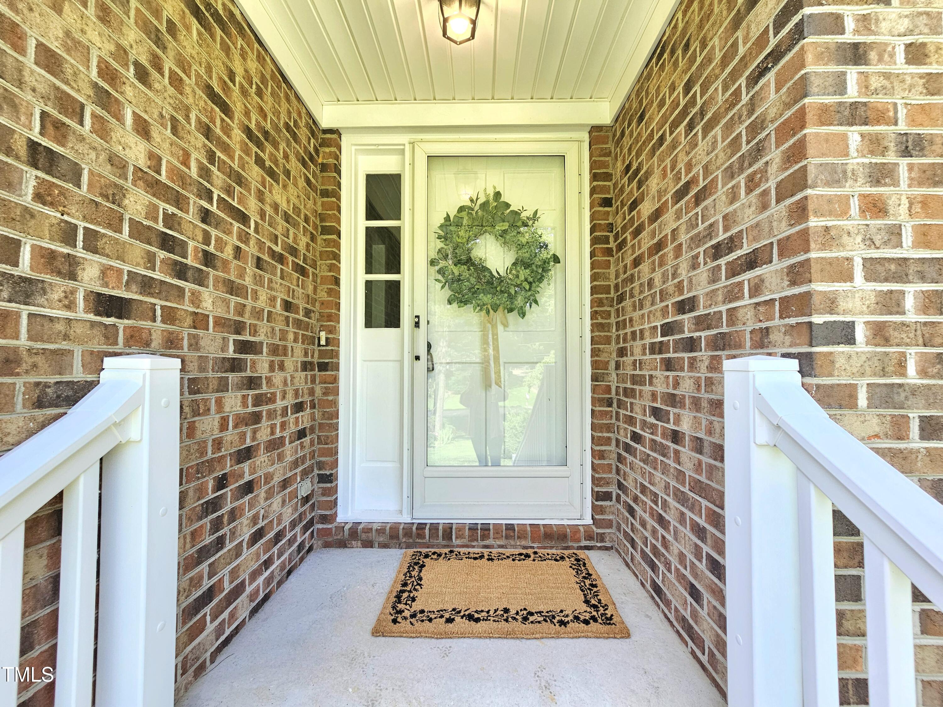 112 Saddletree Road