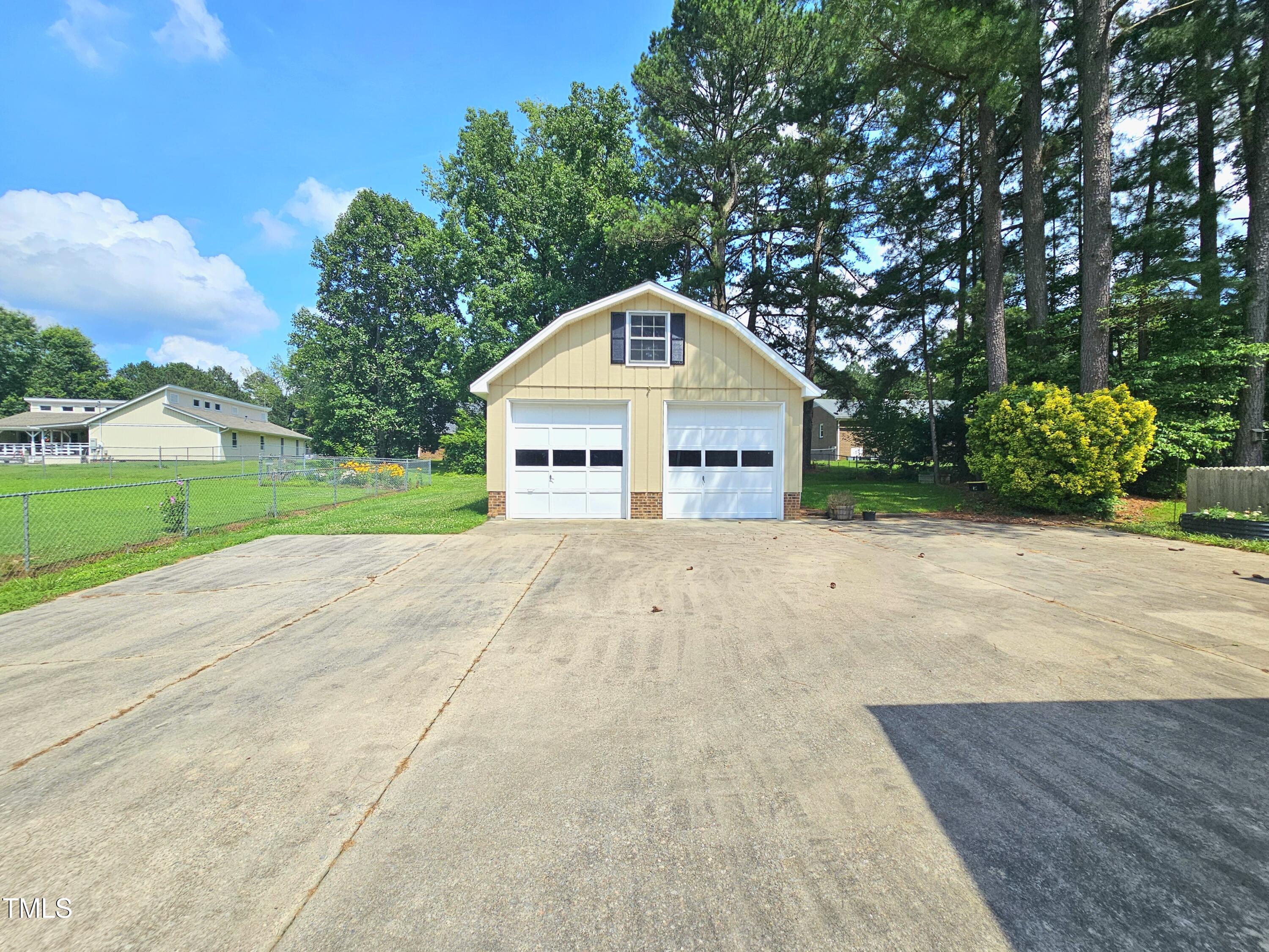 112 Saddletree Road