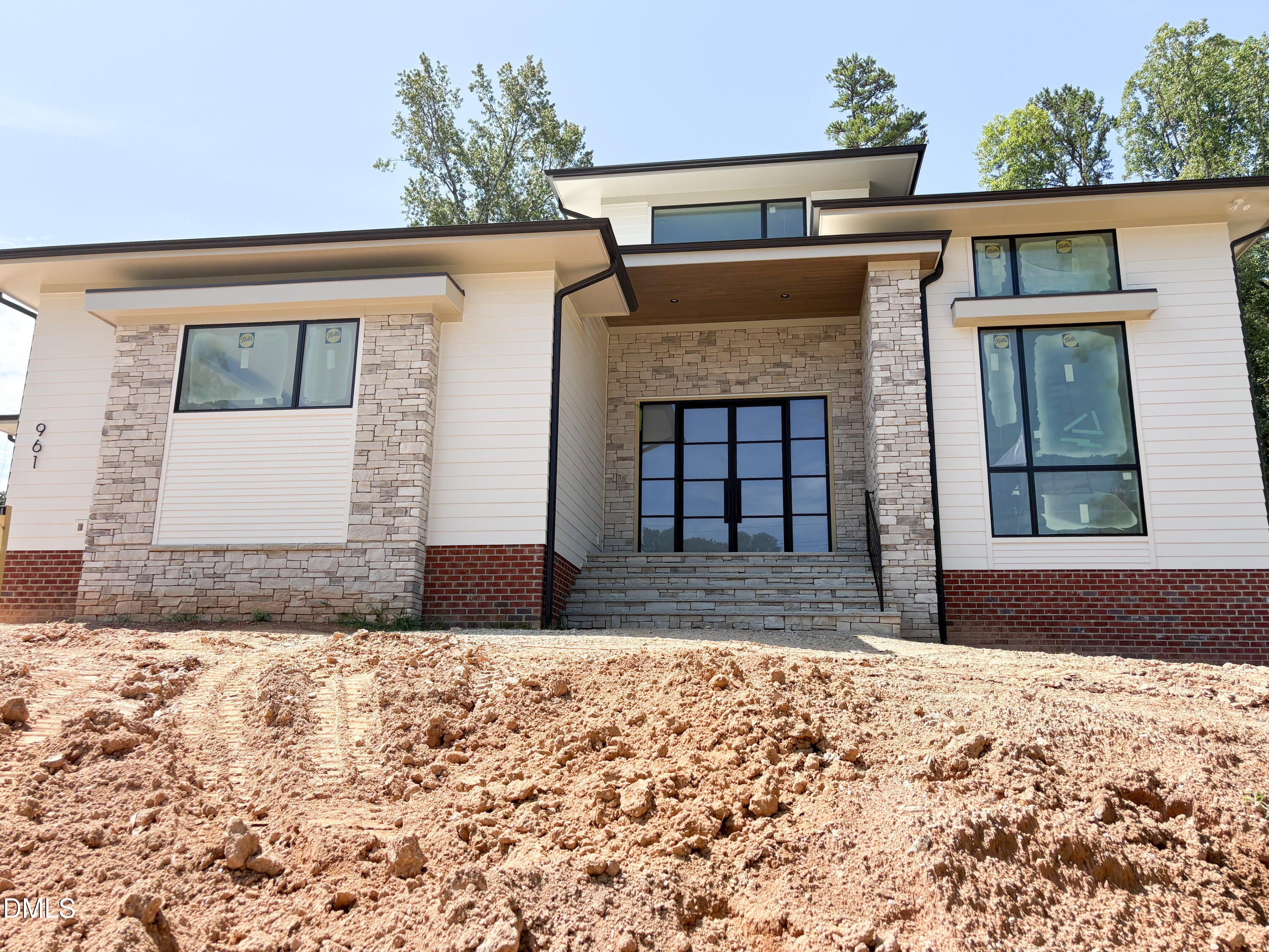 961 Wimbleton Drive