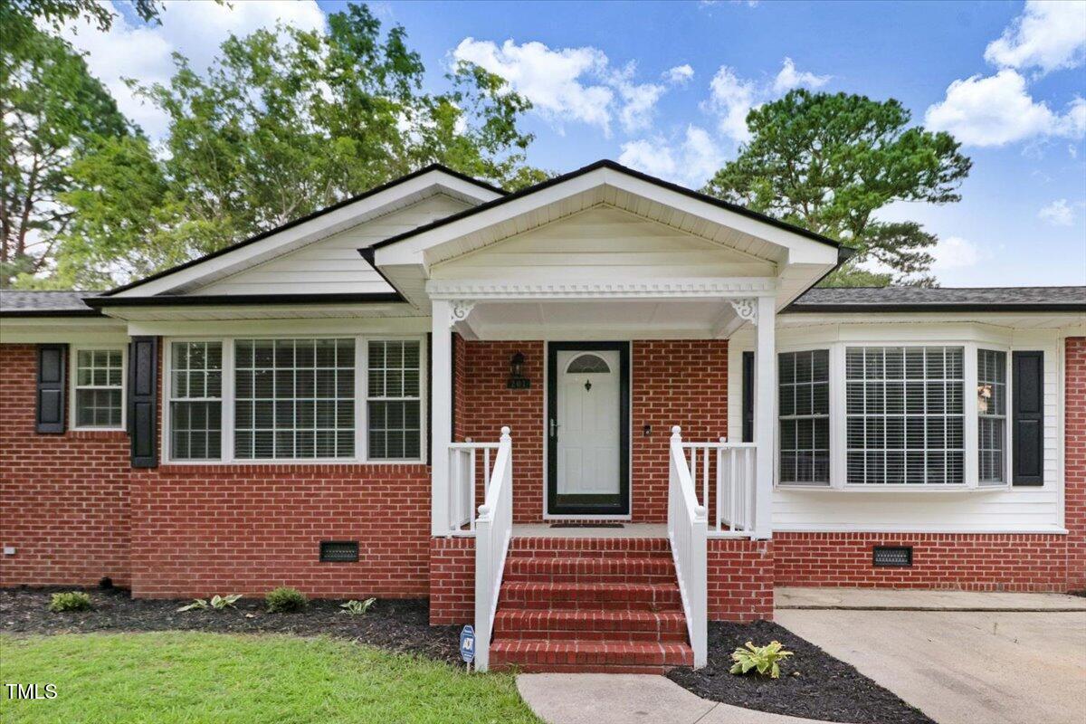 201 Shady Lane Drive