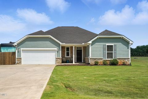25 Harlow Court Fuquay Varina NC 27526