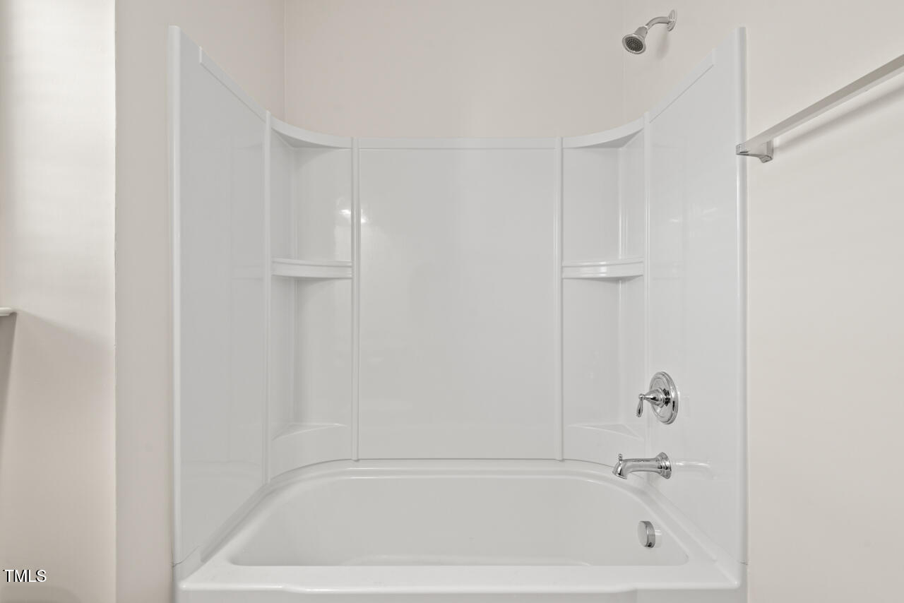 Durham, North Carolina 27713, United States, 3 Bedrooms Bedrooms, ,2 BathroomsBathrooms,Residential,Pending,83735