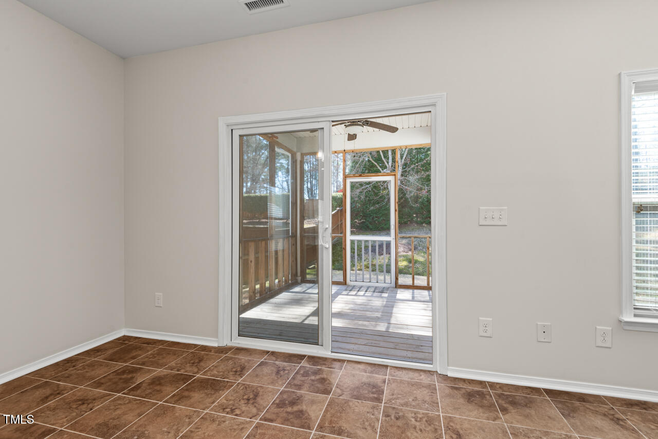 Durham, North Carolina 27713, United States, 3 Bedrooms Bedrooms, ,2 BathroomsBathrooms,Residential,Pending,83735