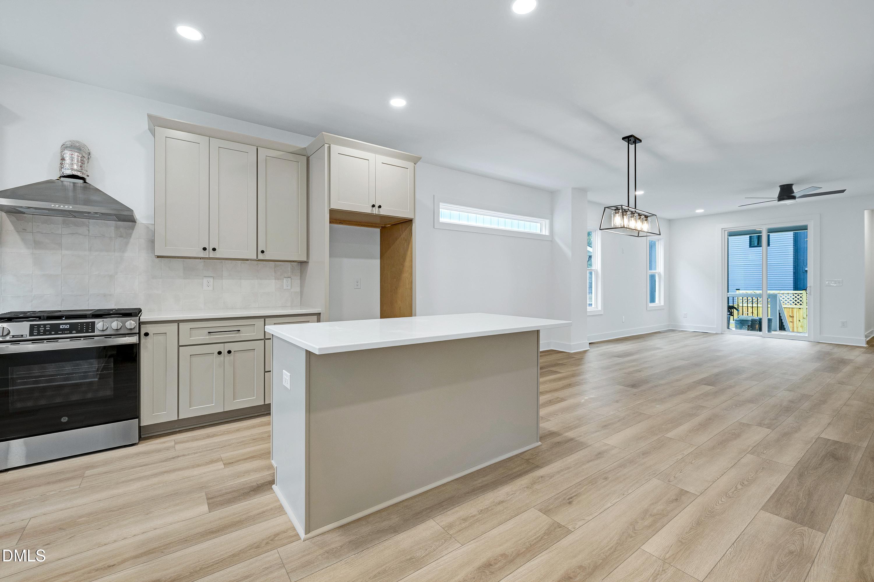 1420 Joe Lewis Avenue