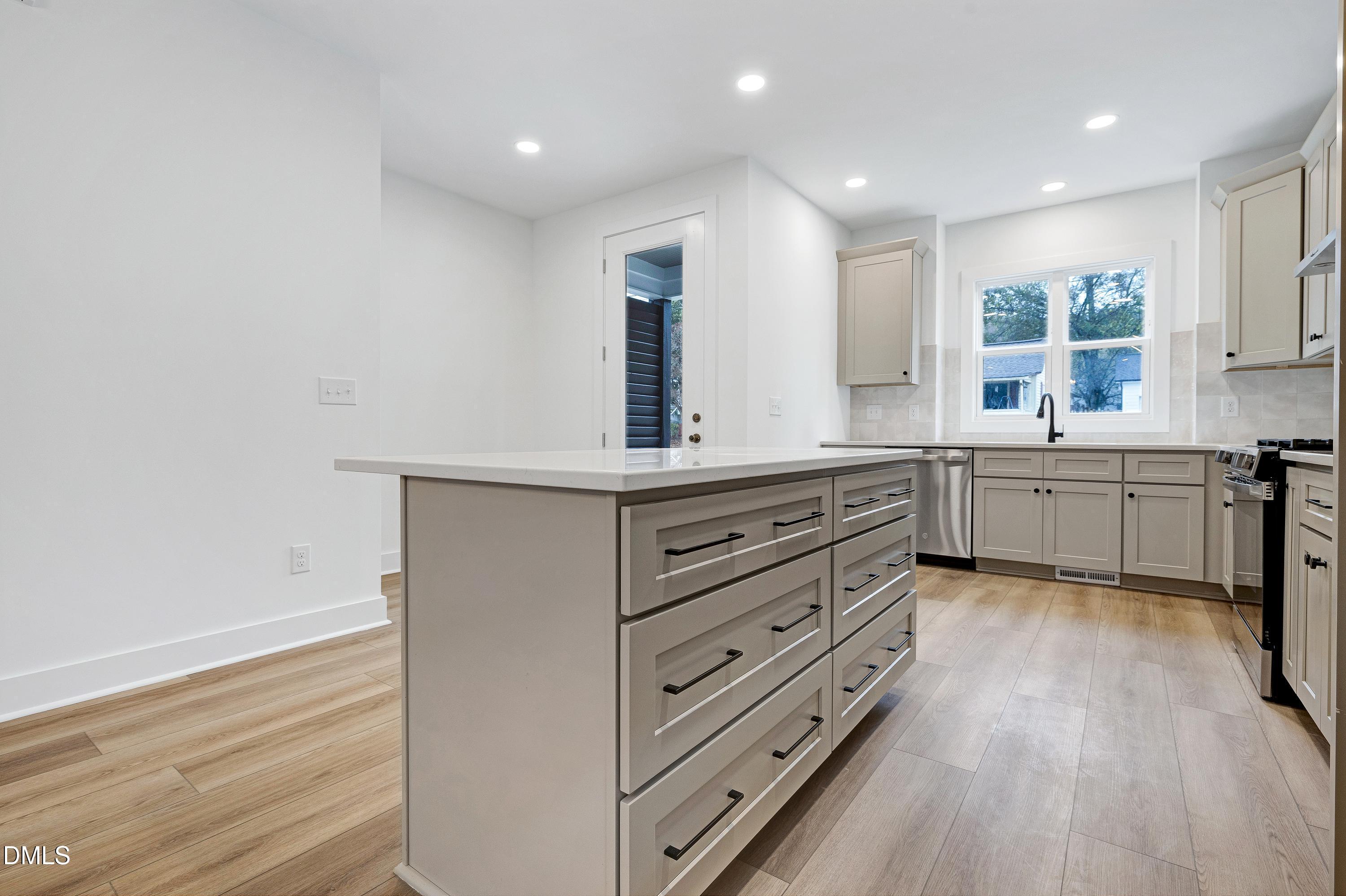 1420 Joe Lewis Avenue