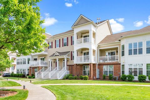 Property photo of 10530 Sablewood Drive 112, Raleigh, NC 27617