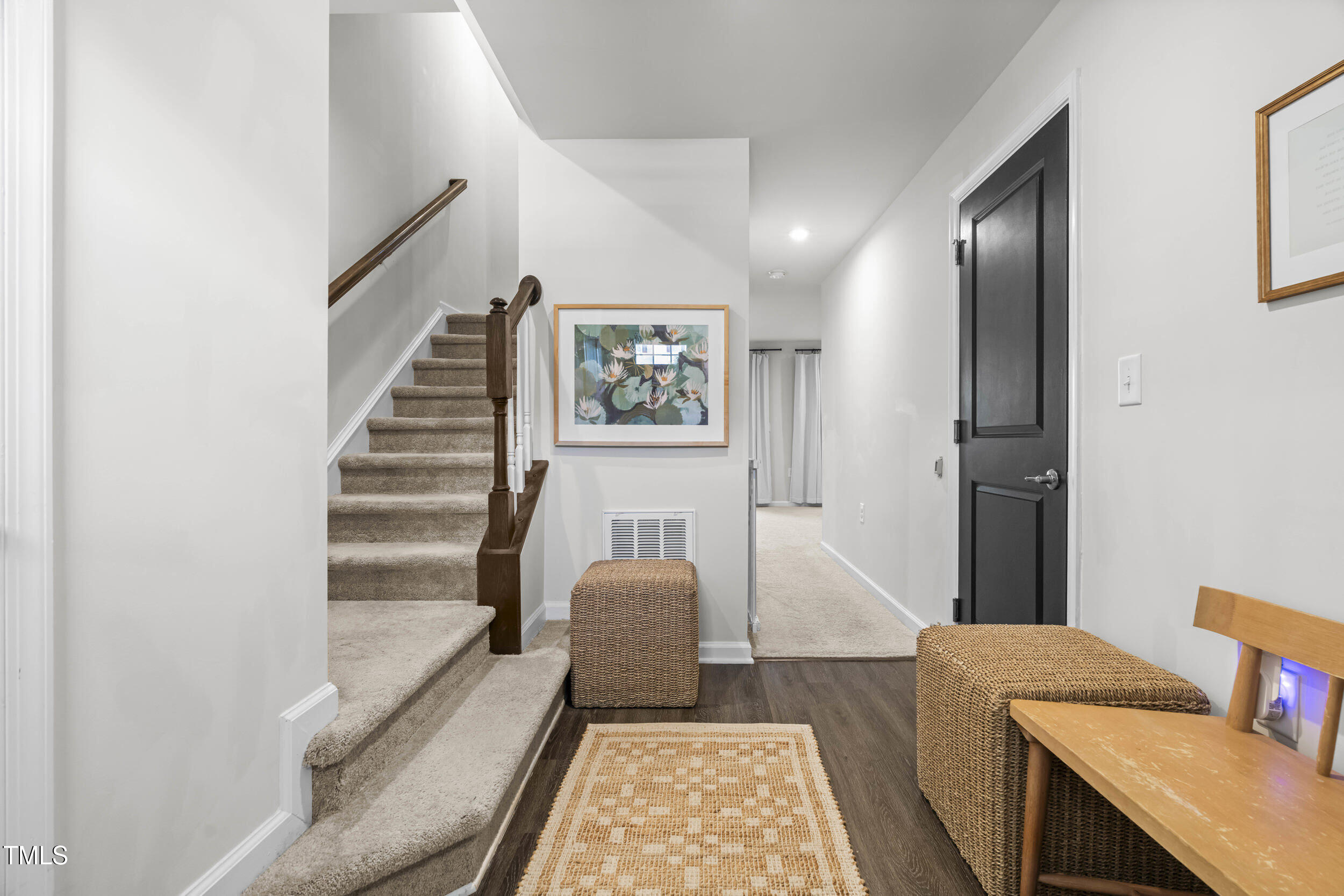 6607 Pathfinder Way