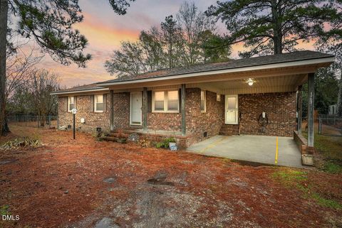 1107 E Mcneill Street Lillington NC 27546