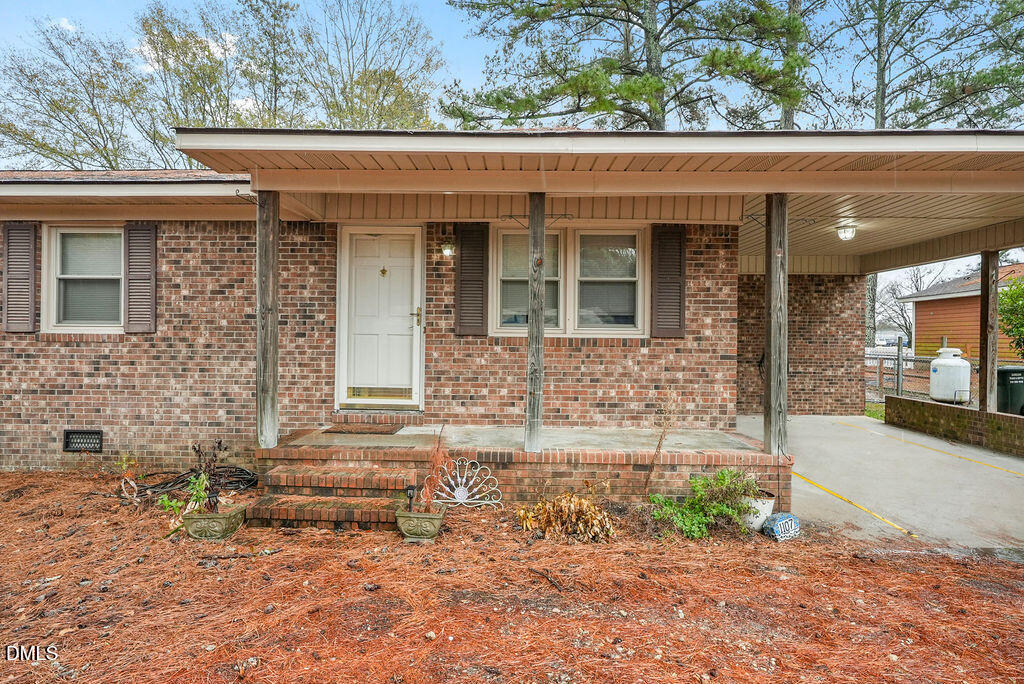 1107 E Mcneill Street