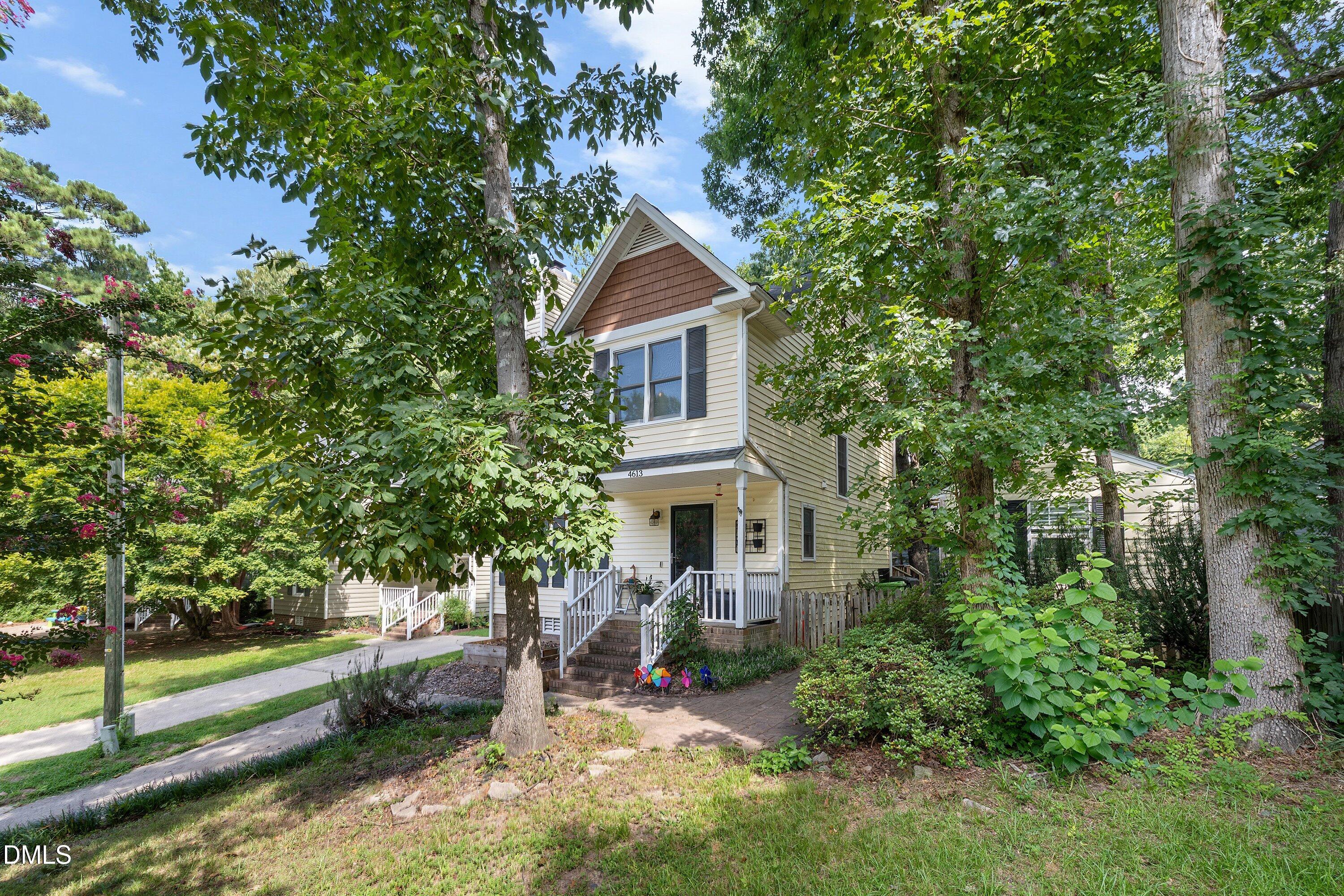 4613 Ellsmere Lane