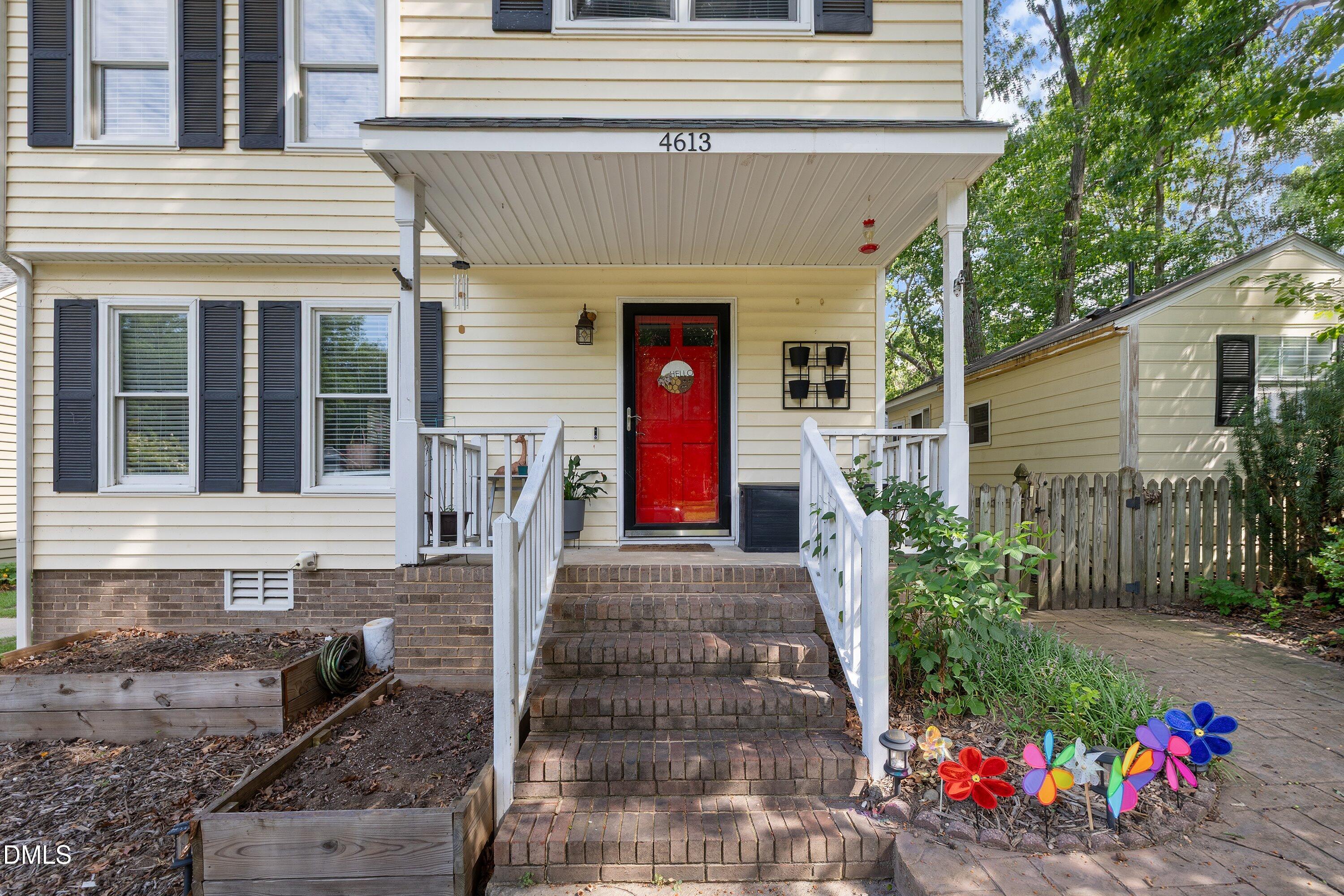 4613 Ellsmere Lane