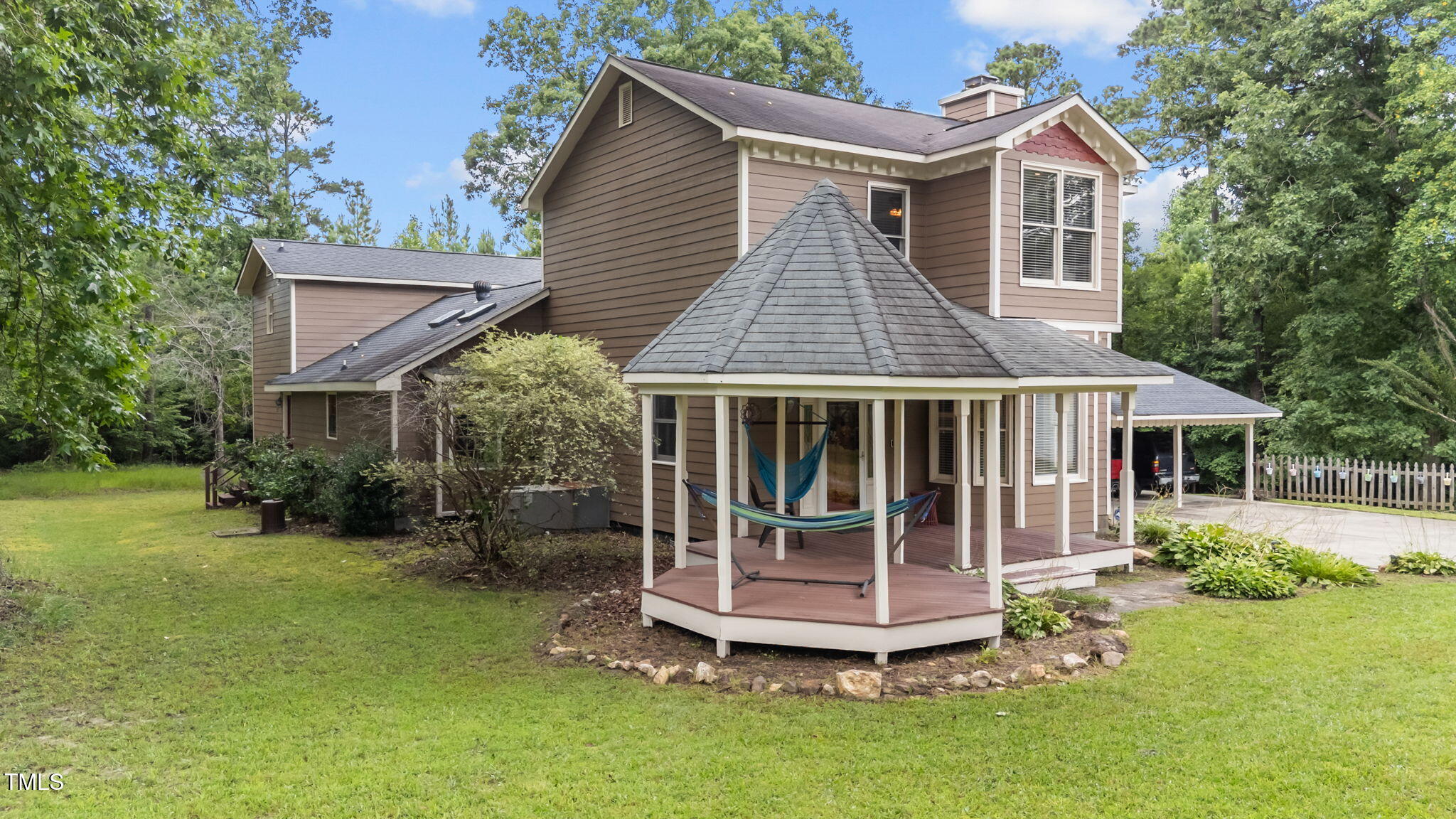 8400 Settlers Hill Road