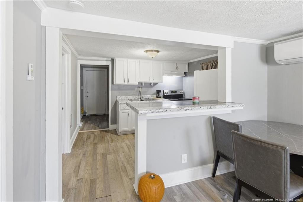 6311 Crestwood Avenue