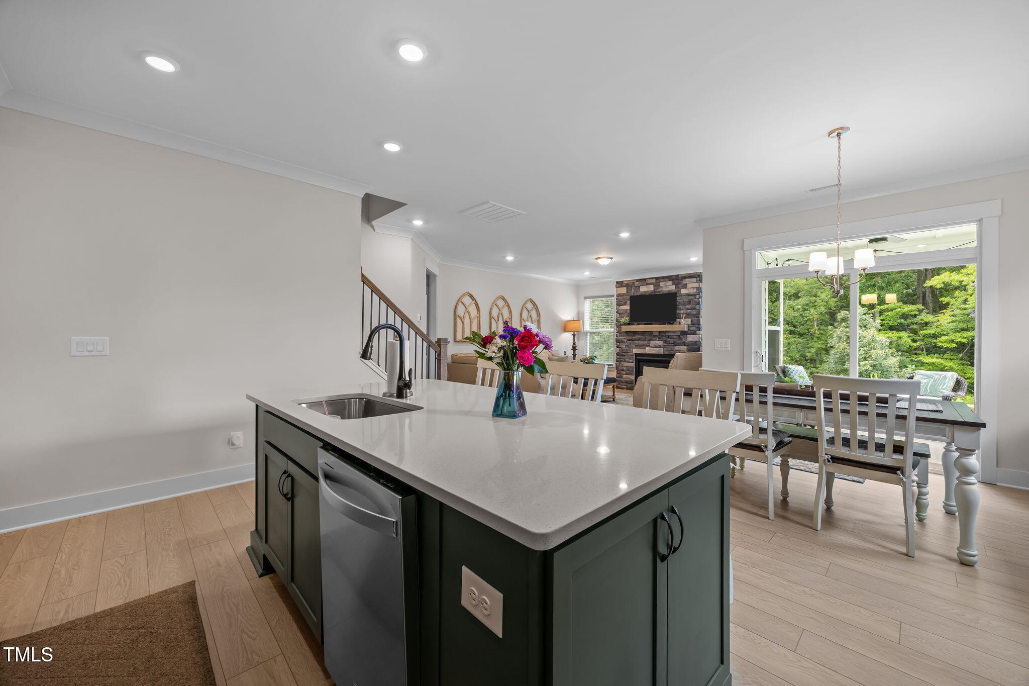 170 Sawtooth Oak Lane