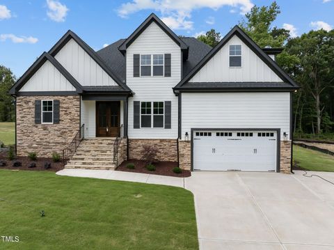 Single Family Residence in Fuquay Varina NC 148 Hook Drive.jpg