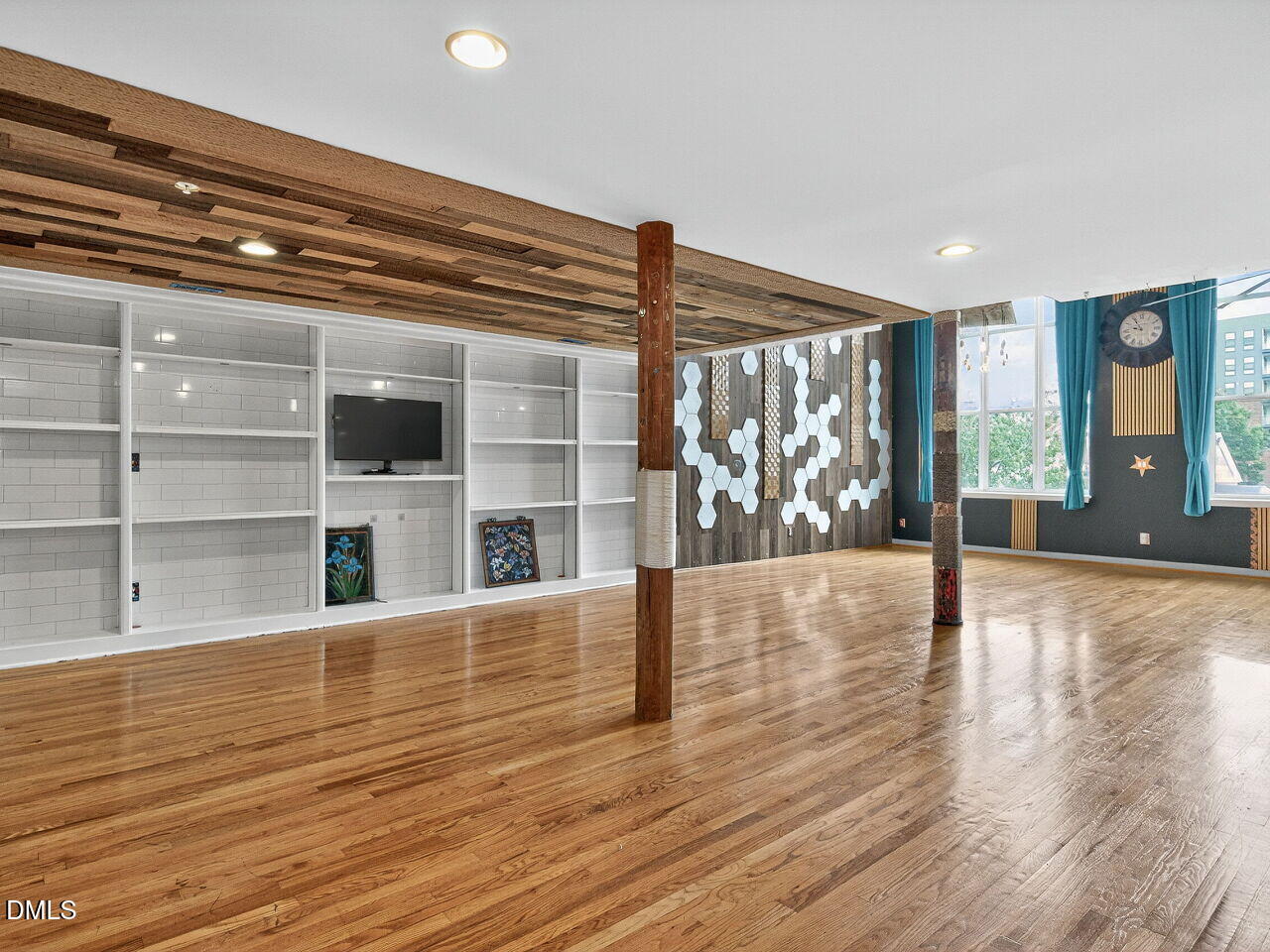 614 Capital Boulevard 225