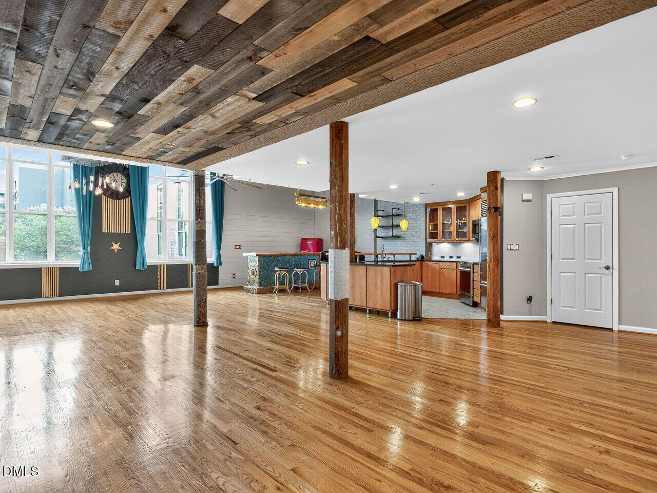 614 Capital Boulevard 225