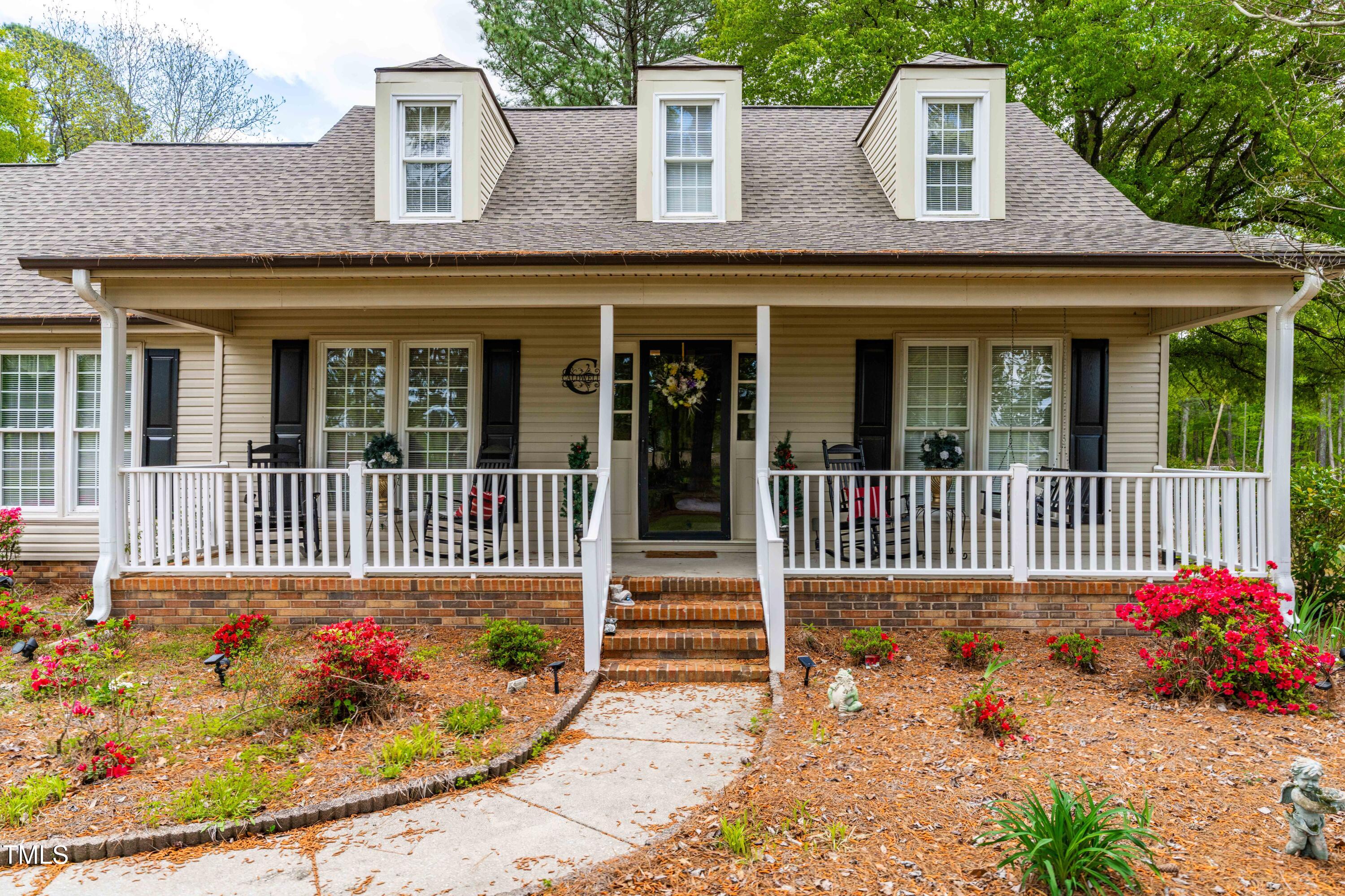 1741 W Blackman Road