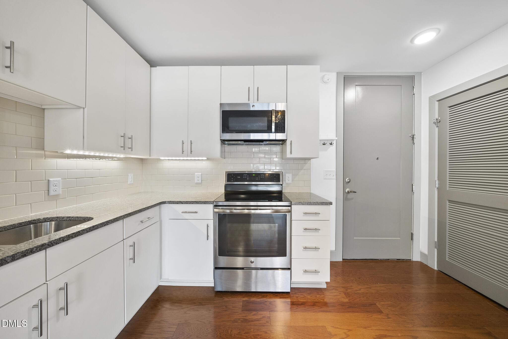 1300 Saint Marys Street 207