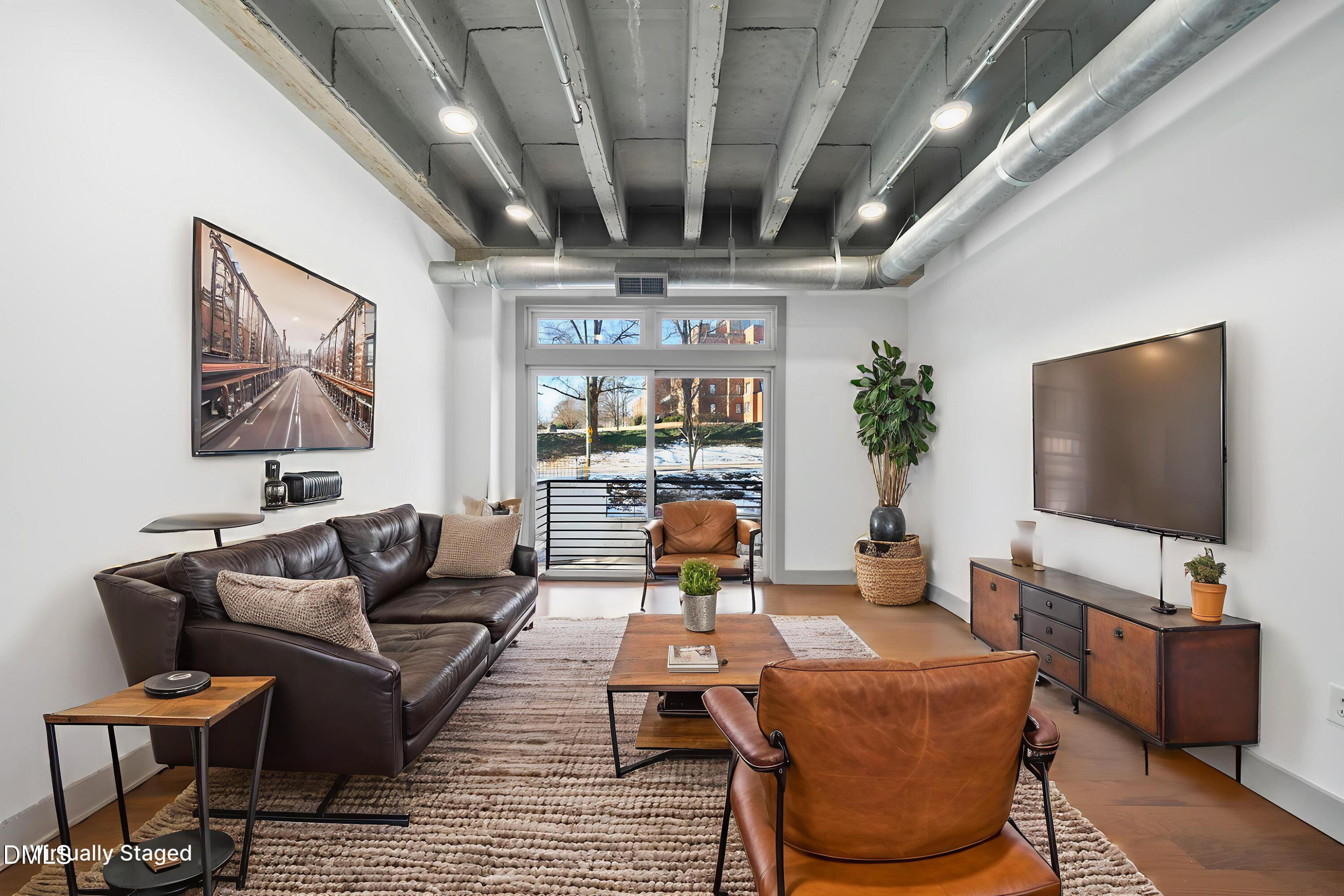 1300 Saint Marys Street 207