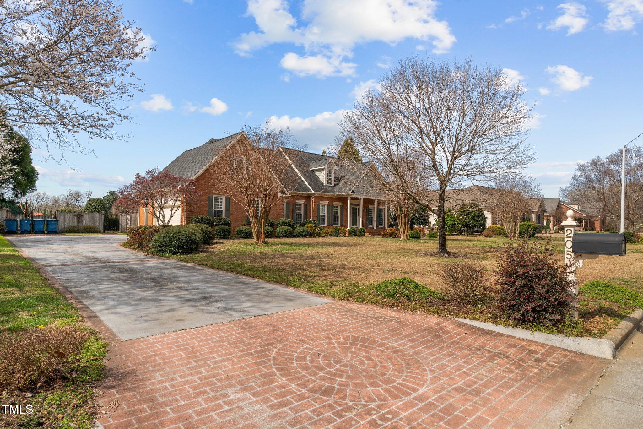 205 Parliament Place