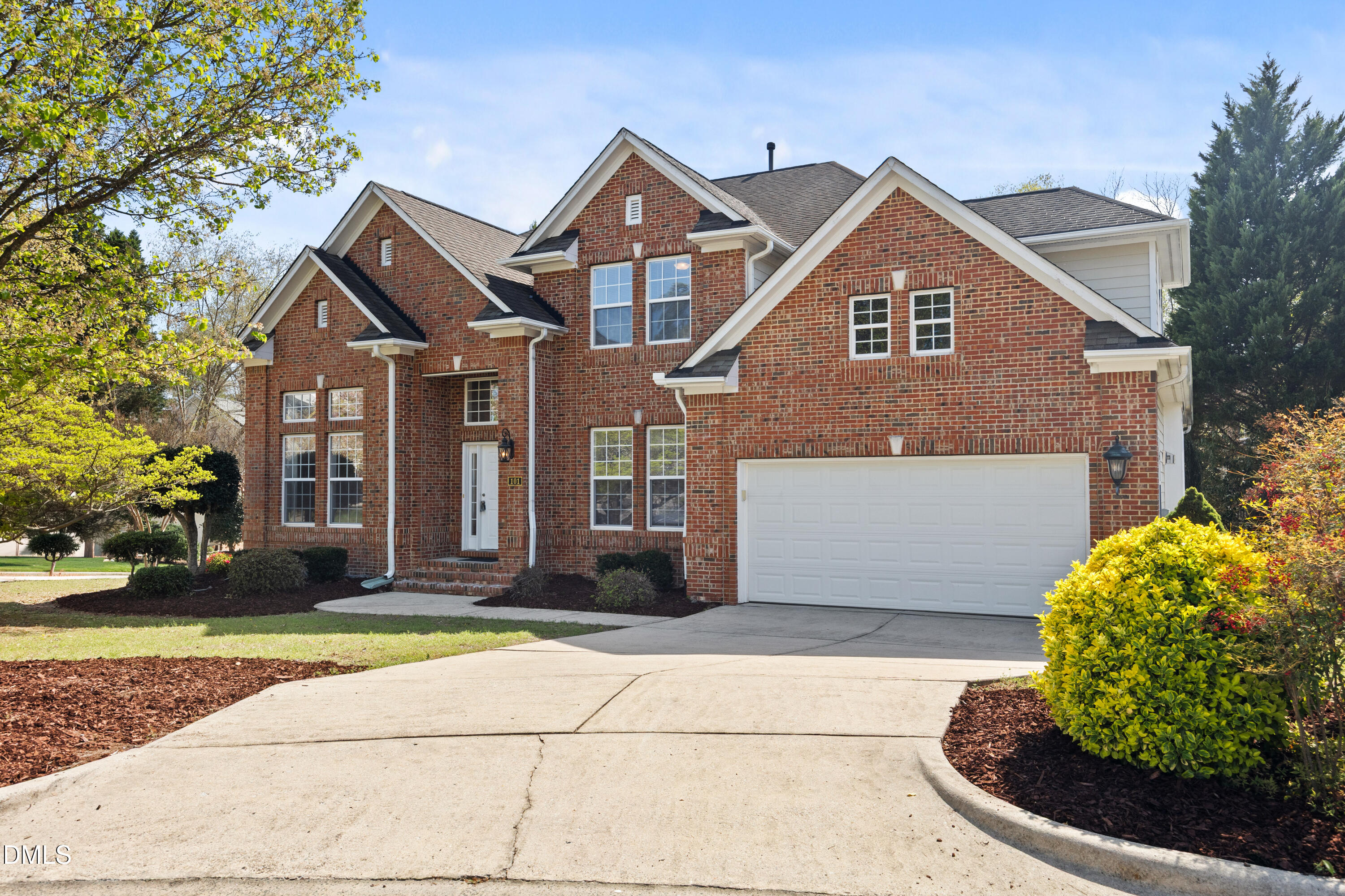 101 Fringe Tree Court