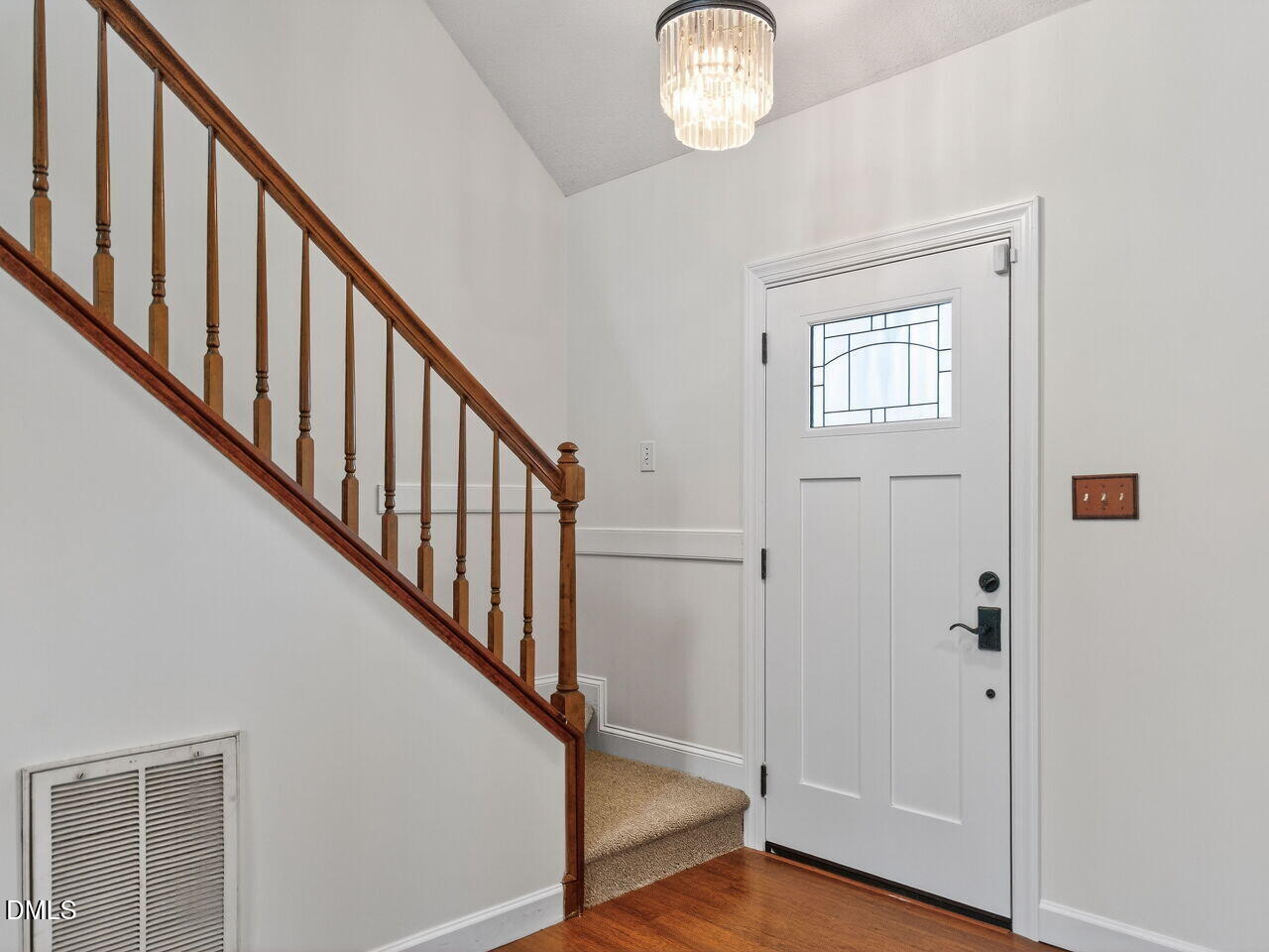 9404 Dominion Boulevard