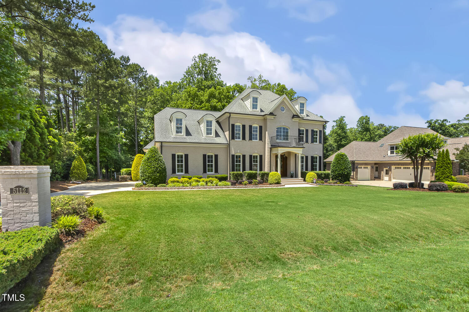 5112 Highbury Grove Lane
