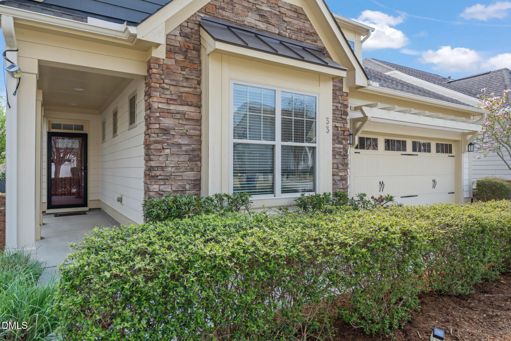 33 Heatherwood Drive