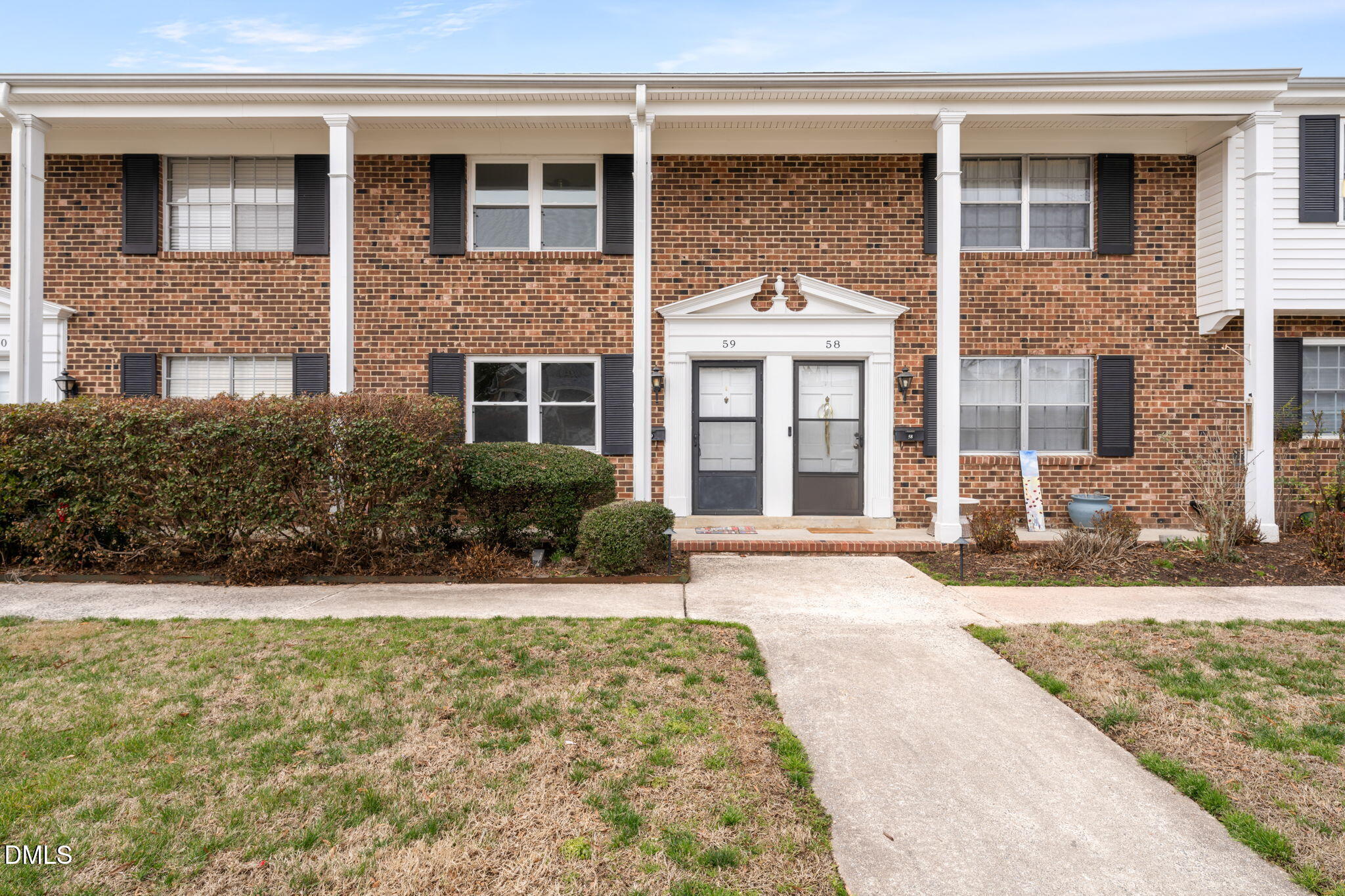1002 Willow Drive Apt 59