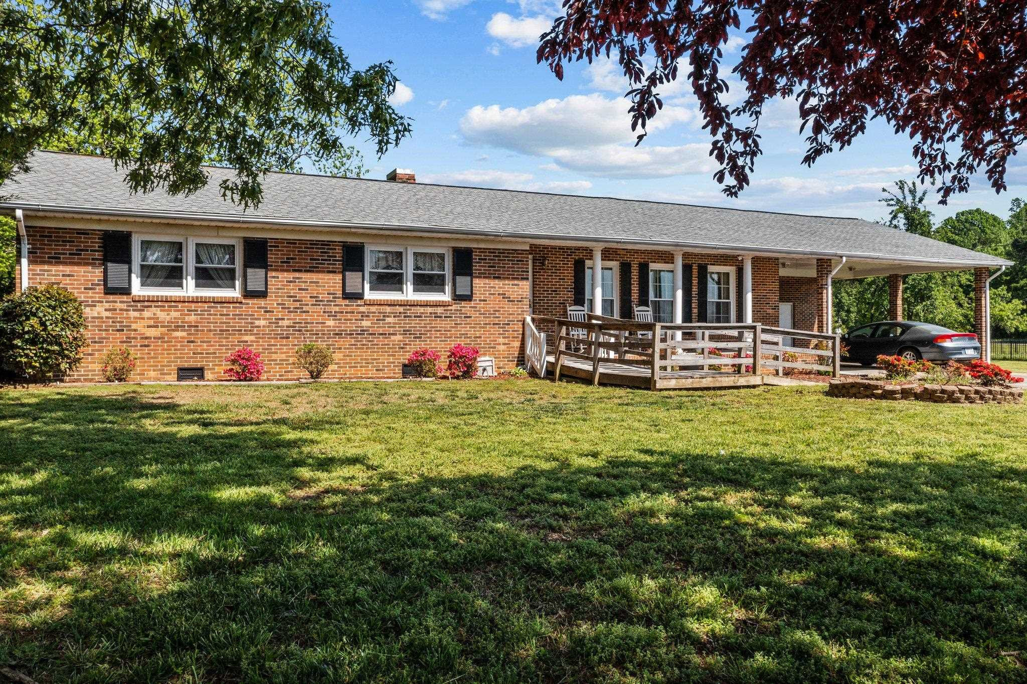 Photo 4 of 27 of 2255 Blalock Dairy Road house