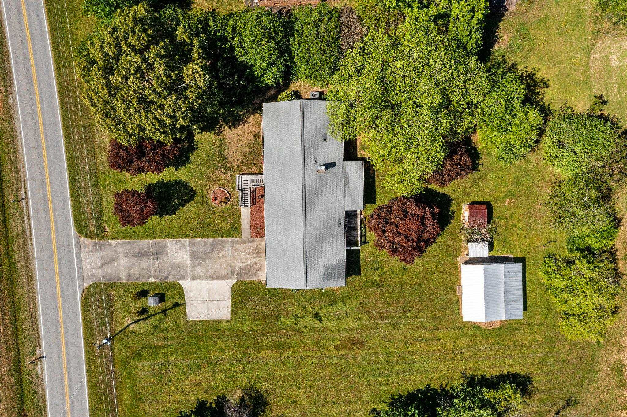 Photo 11 of 27 of 2255 Blalock Dairy Road house