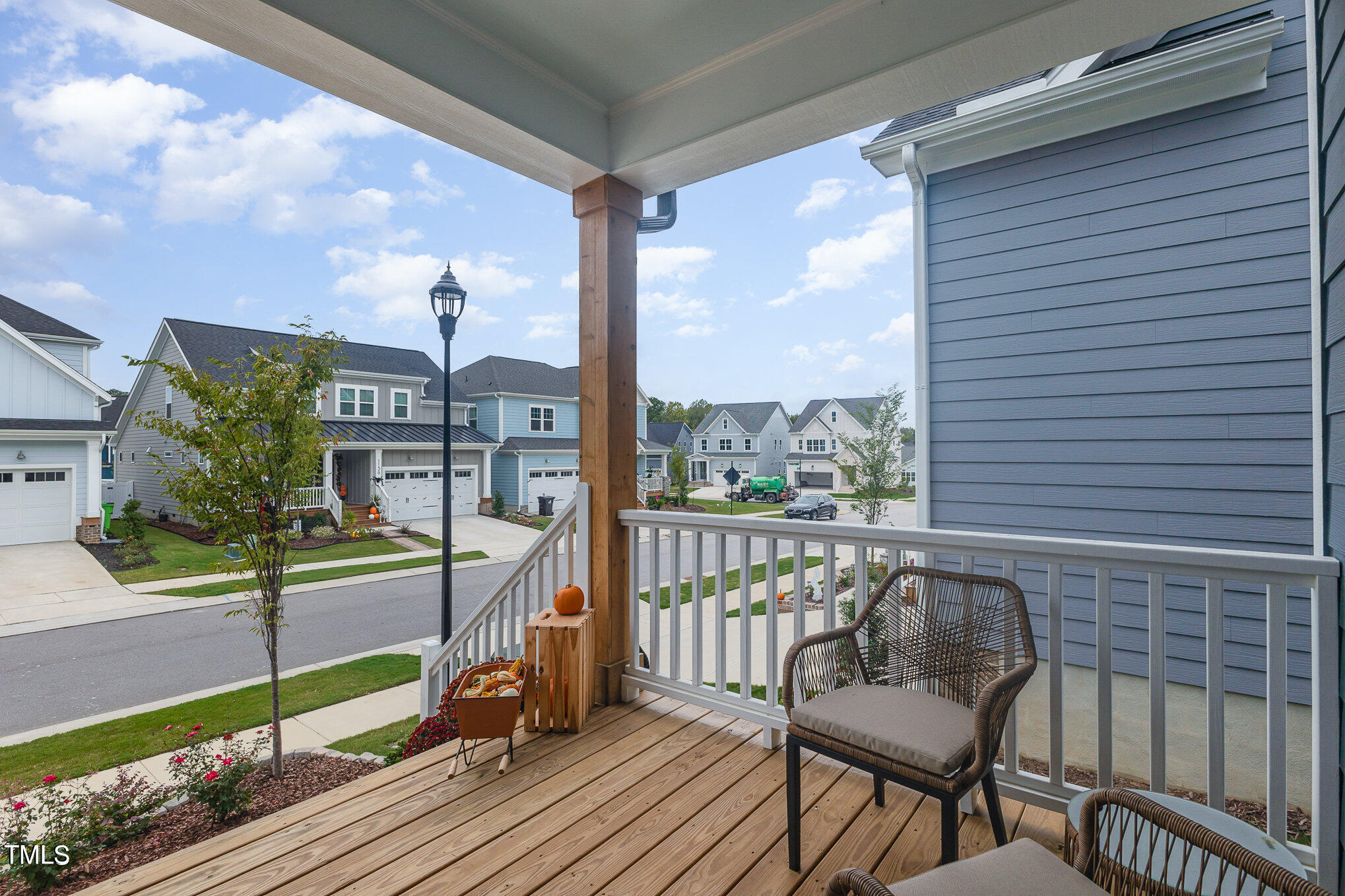 1141 Logperch Way