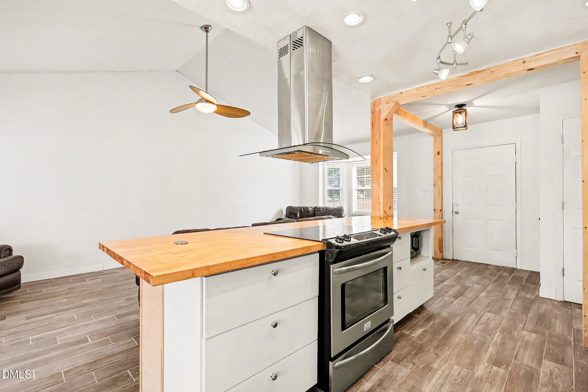 126 Mary Michael Lane