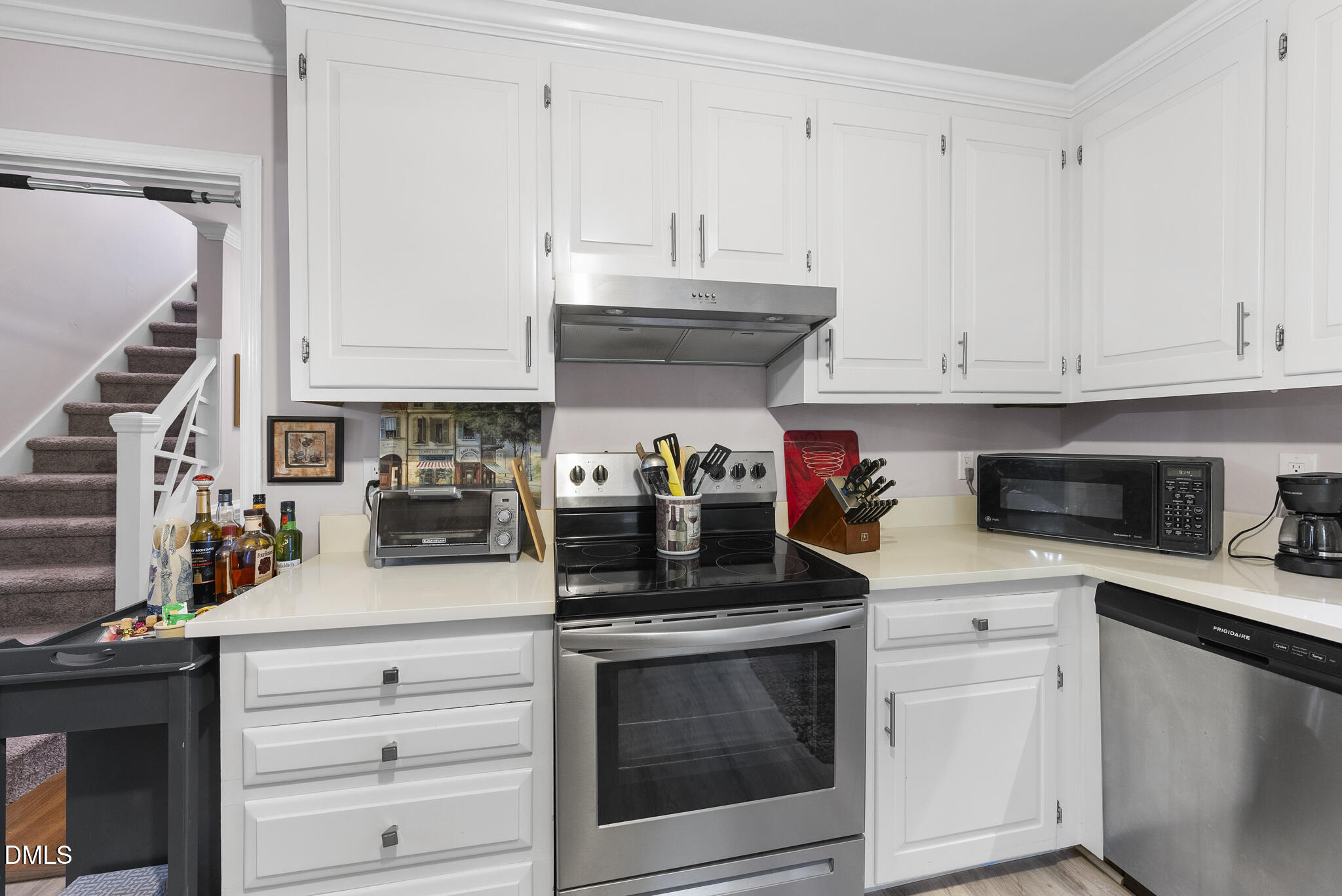 Raleigh, North Carolina 27613, United States, 3 Bedrooms Bedrooms, ,2 BathroomsBathrooms,Residential,Pending,217069