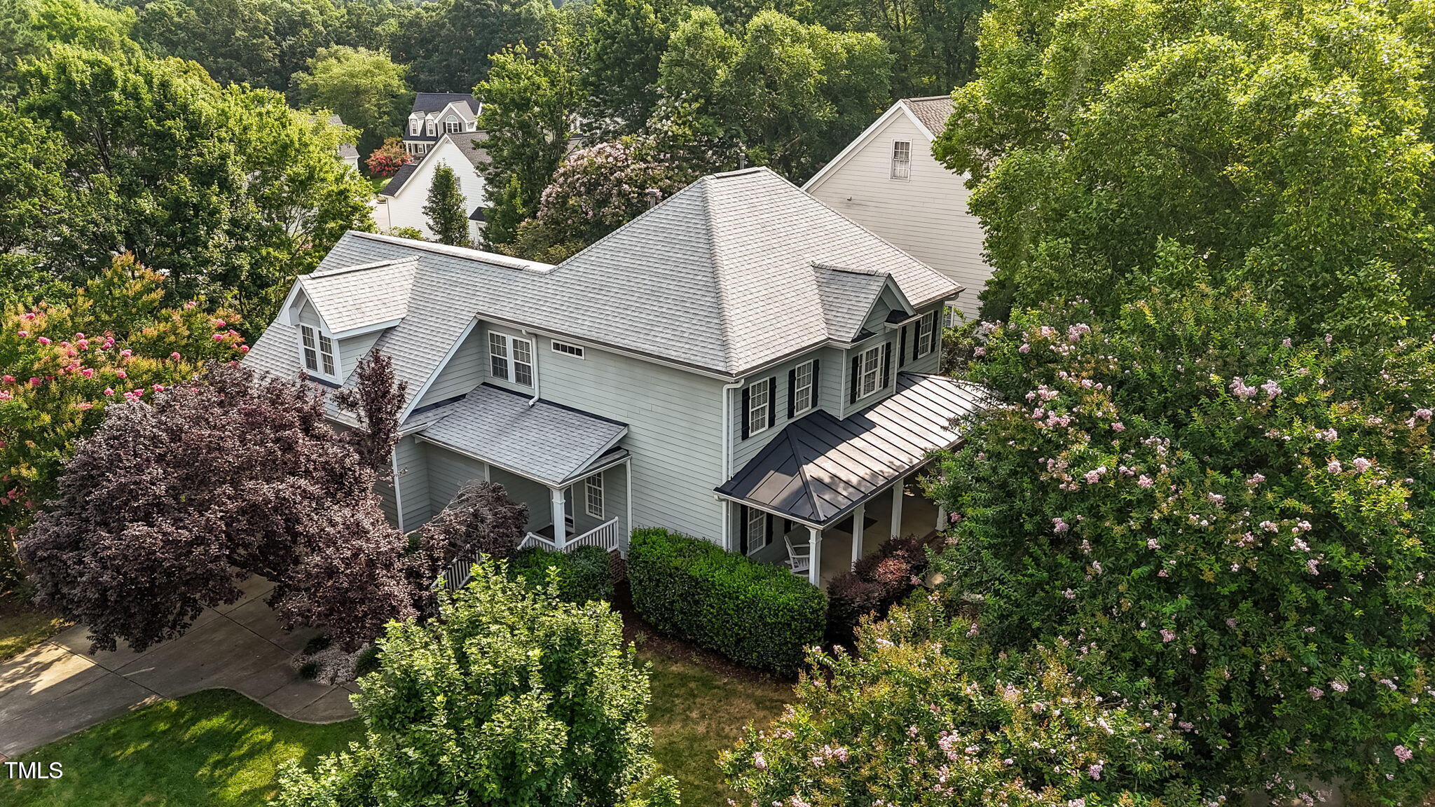 1806 White Dogwood Road