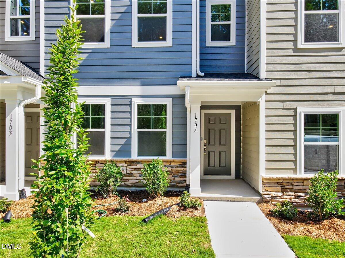 1705 Chirping Trail