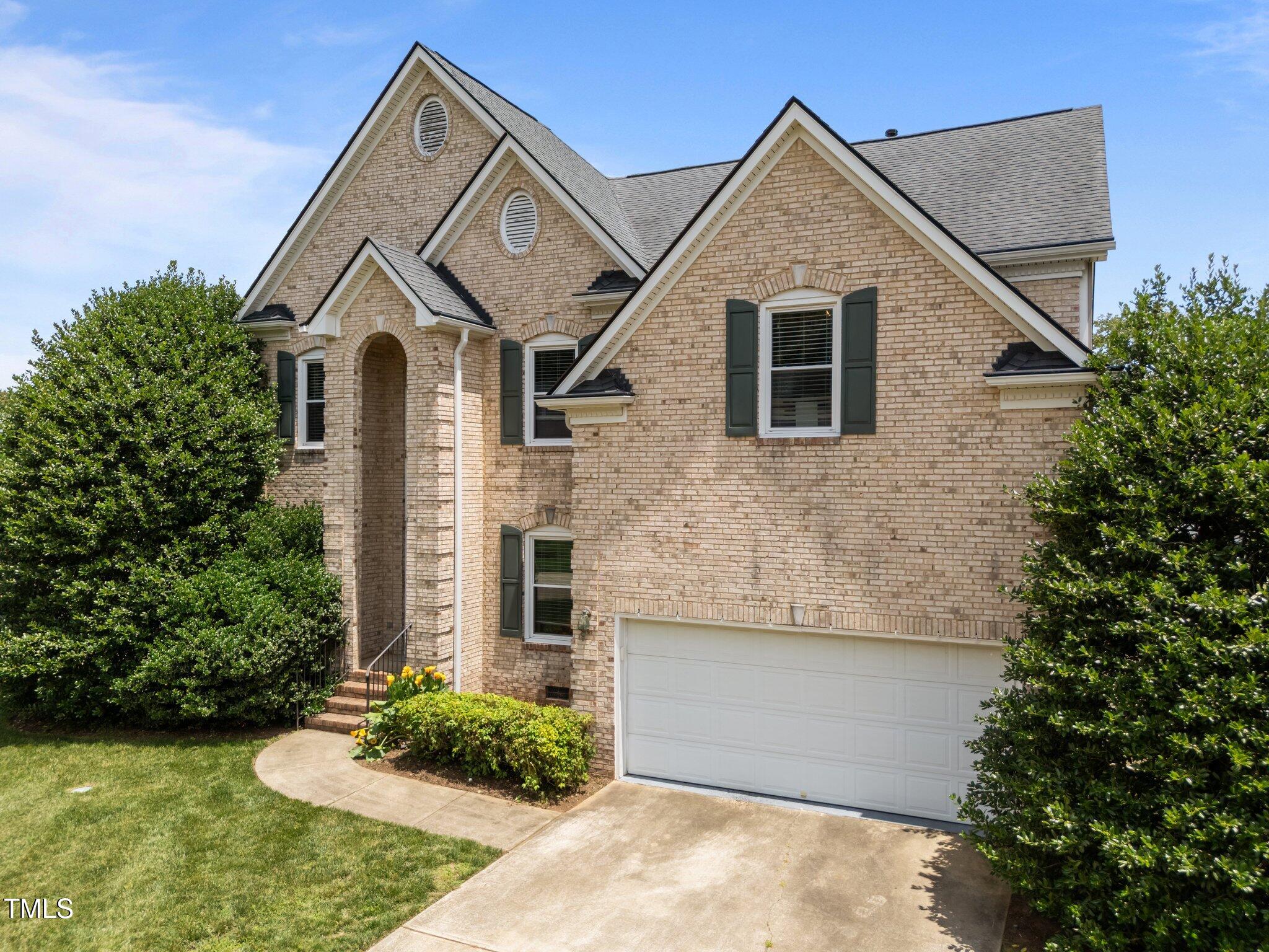 105 Mcnaughton Court