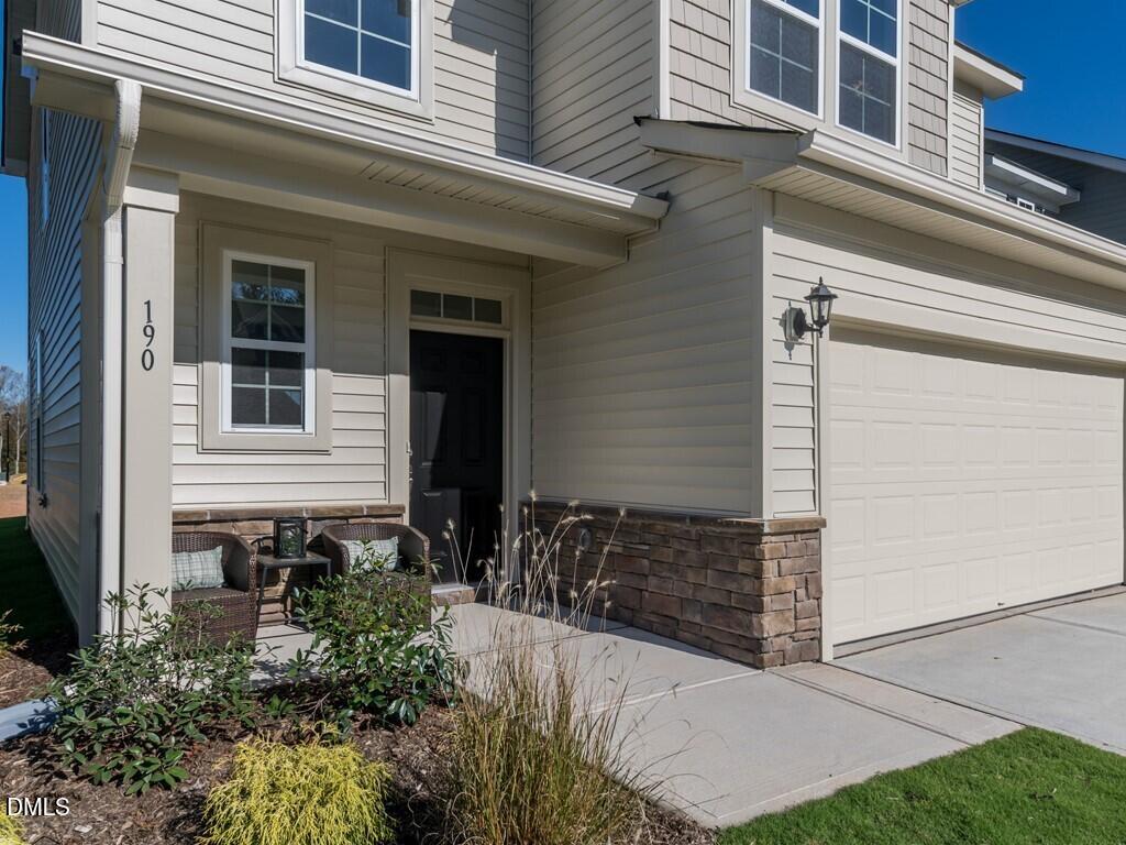 1561 Briar Brook Lane