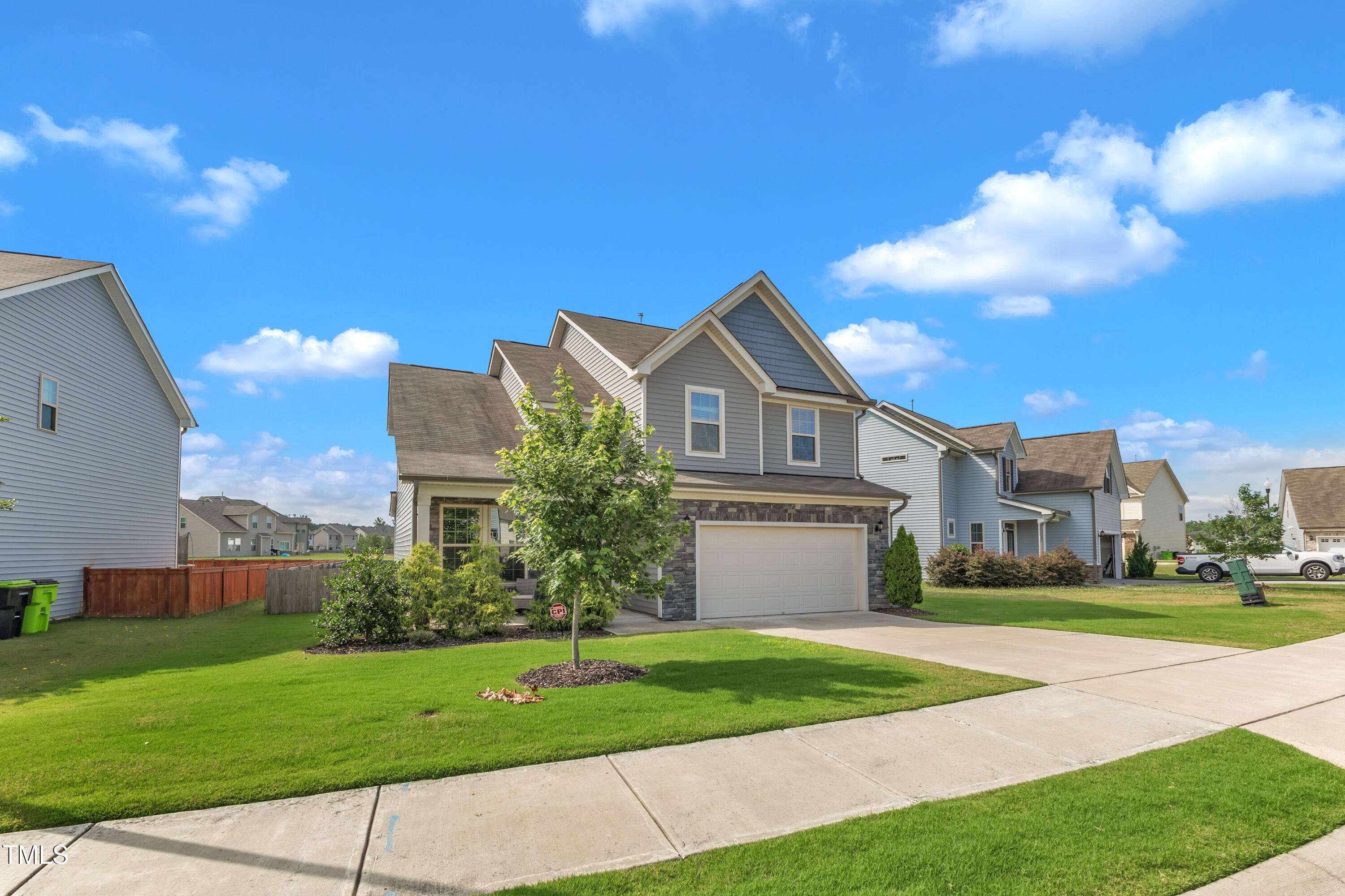 525 Willow Breeze Court